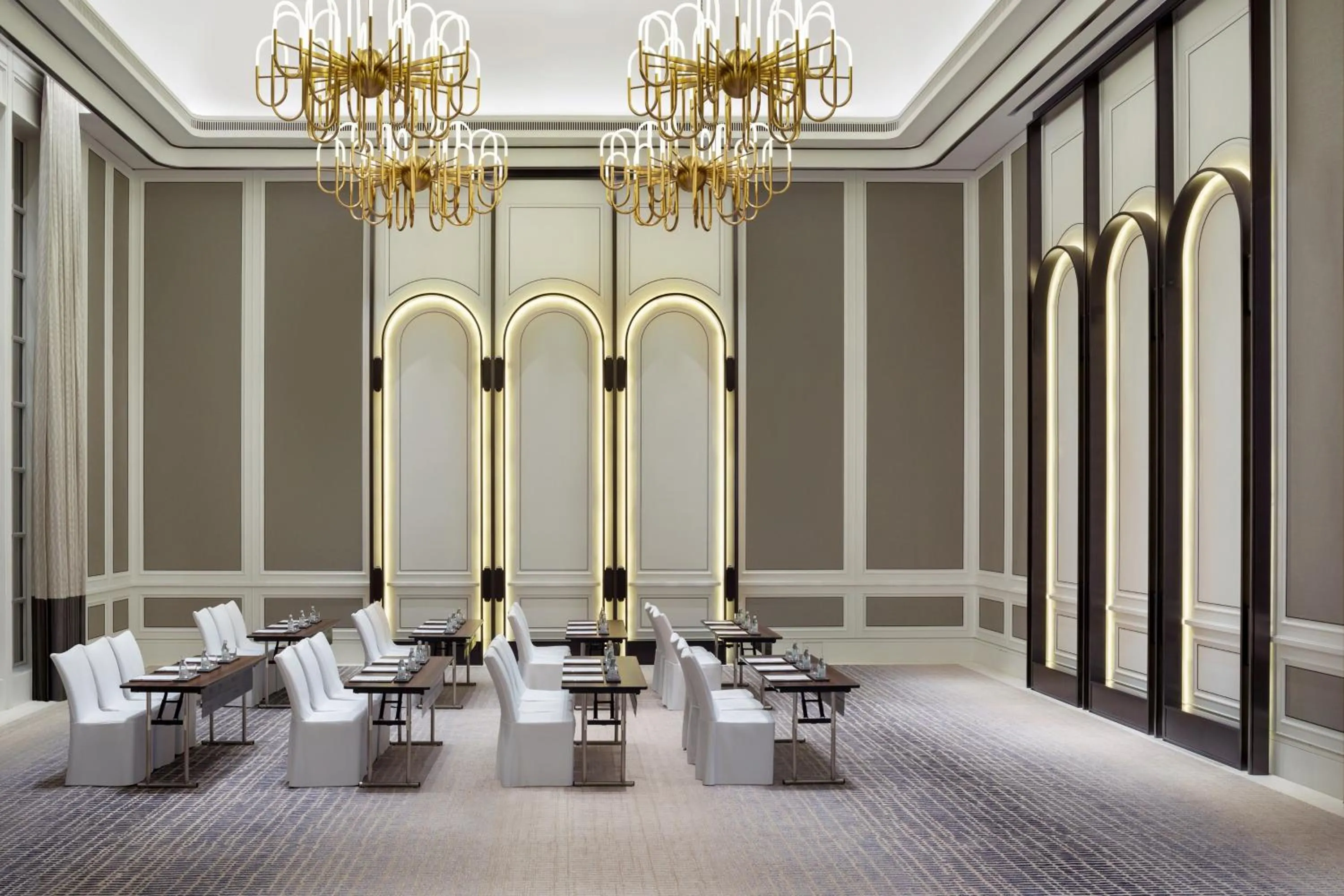 Meeting/conference room in The St Regis Singapore