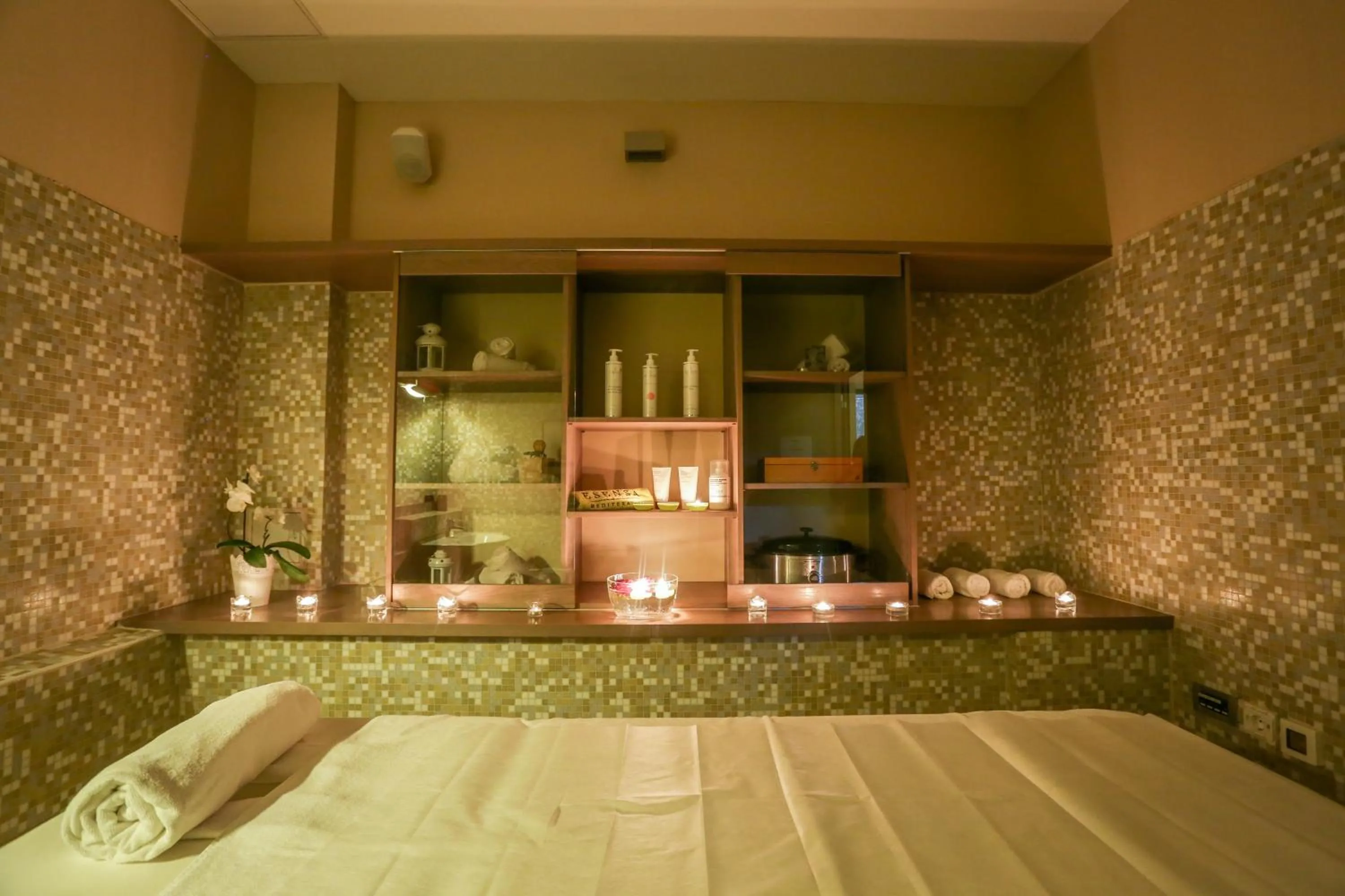 Massage, Bed in Hotel Trakošćan