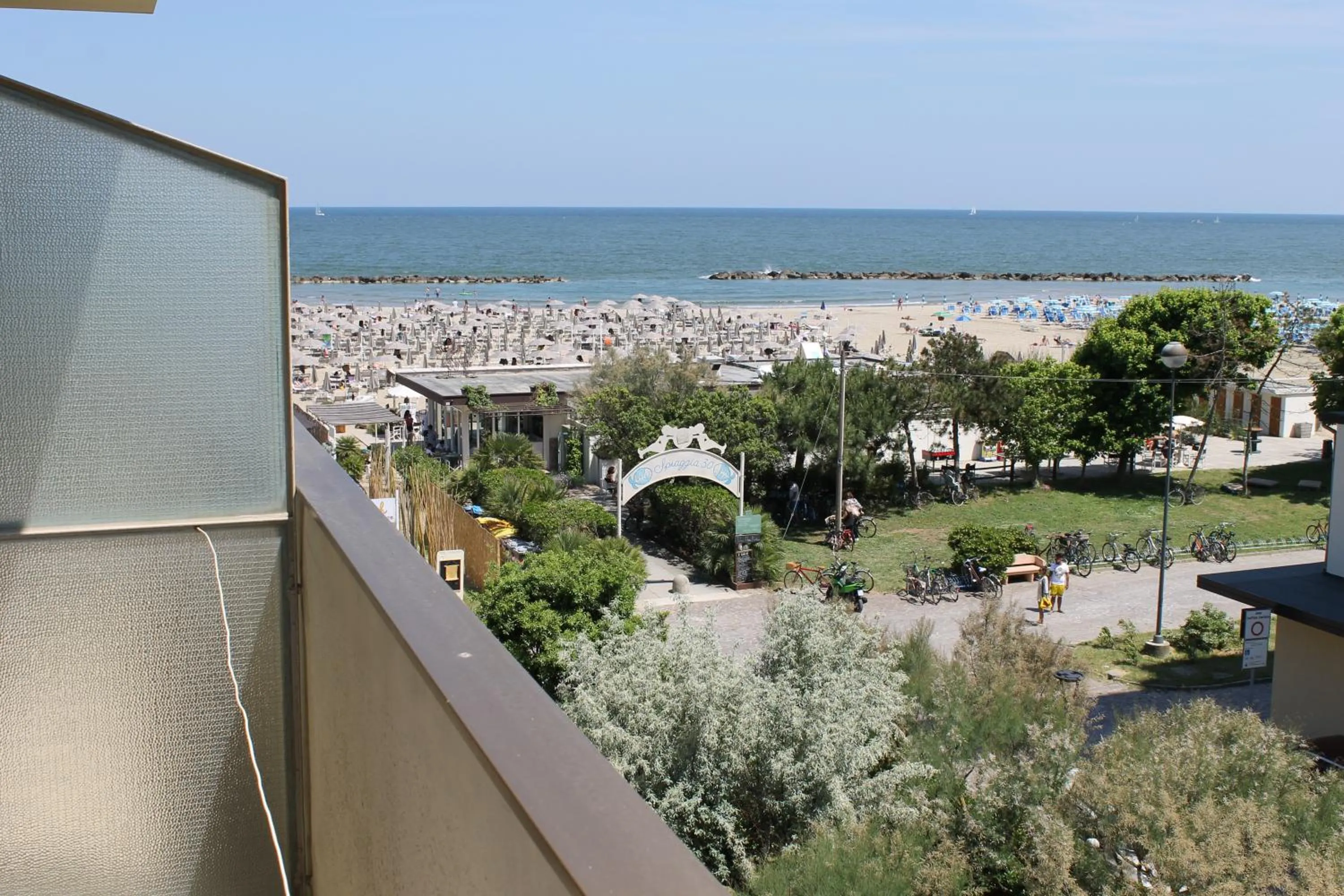 Sea view in Hotel Astor B&B