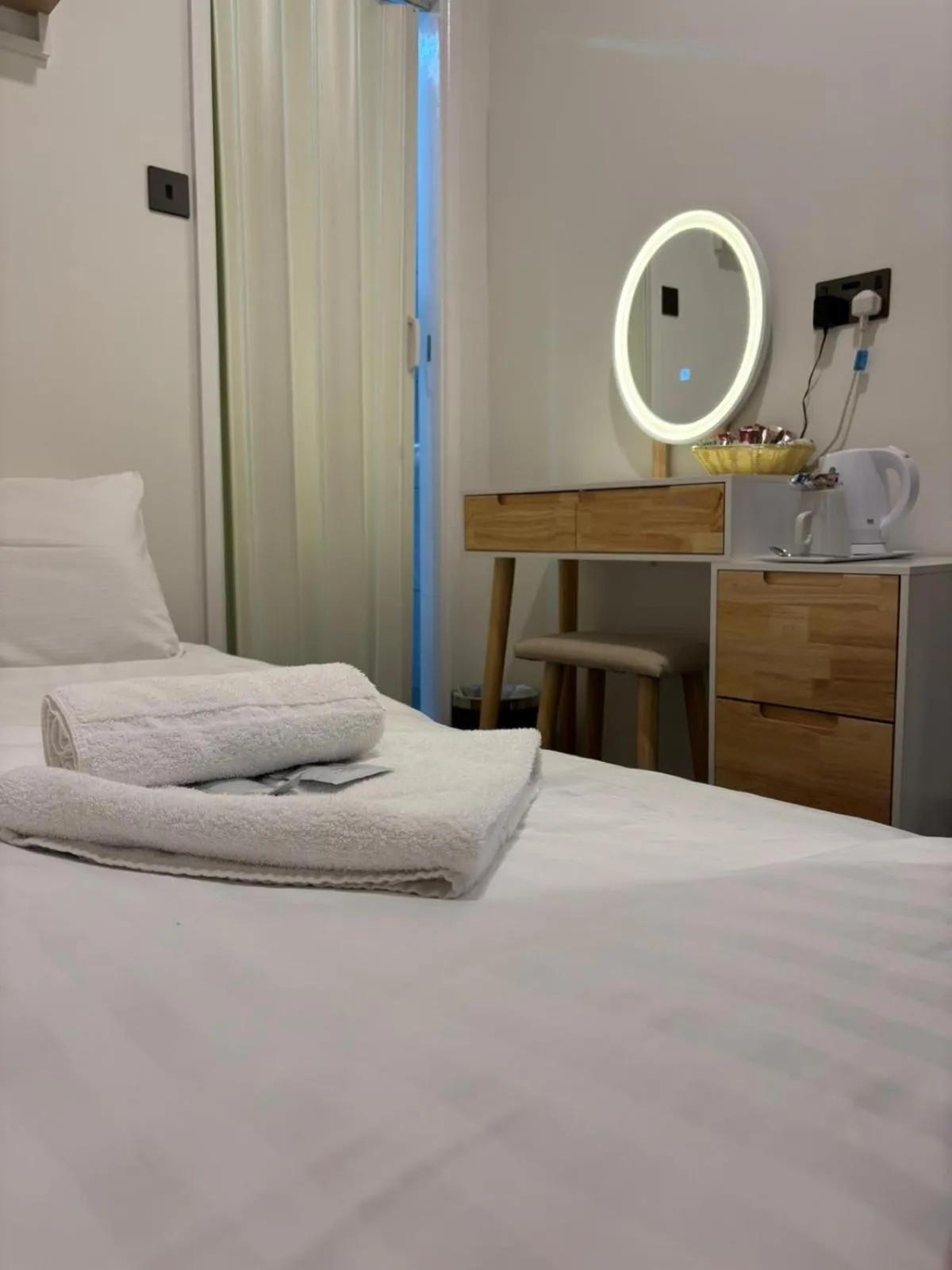 Bed in The Queensbury Hotel