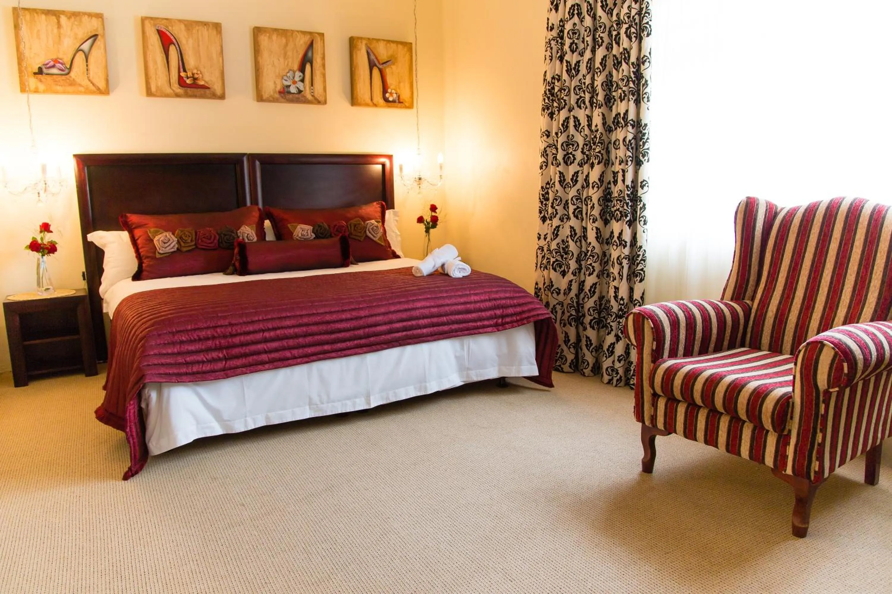 Bedroom, Bed in La Barune Guest House