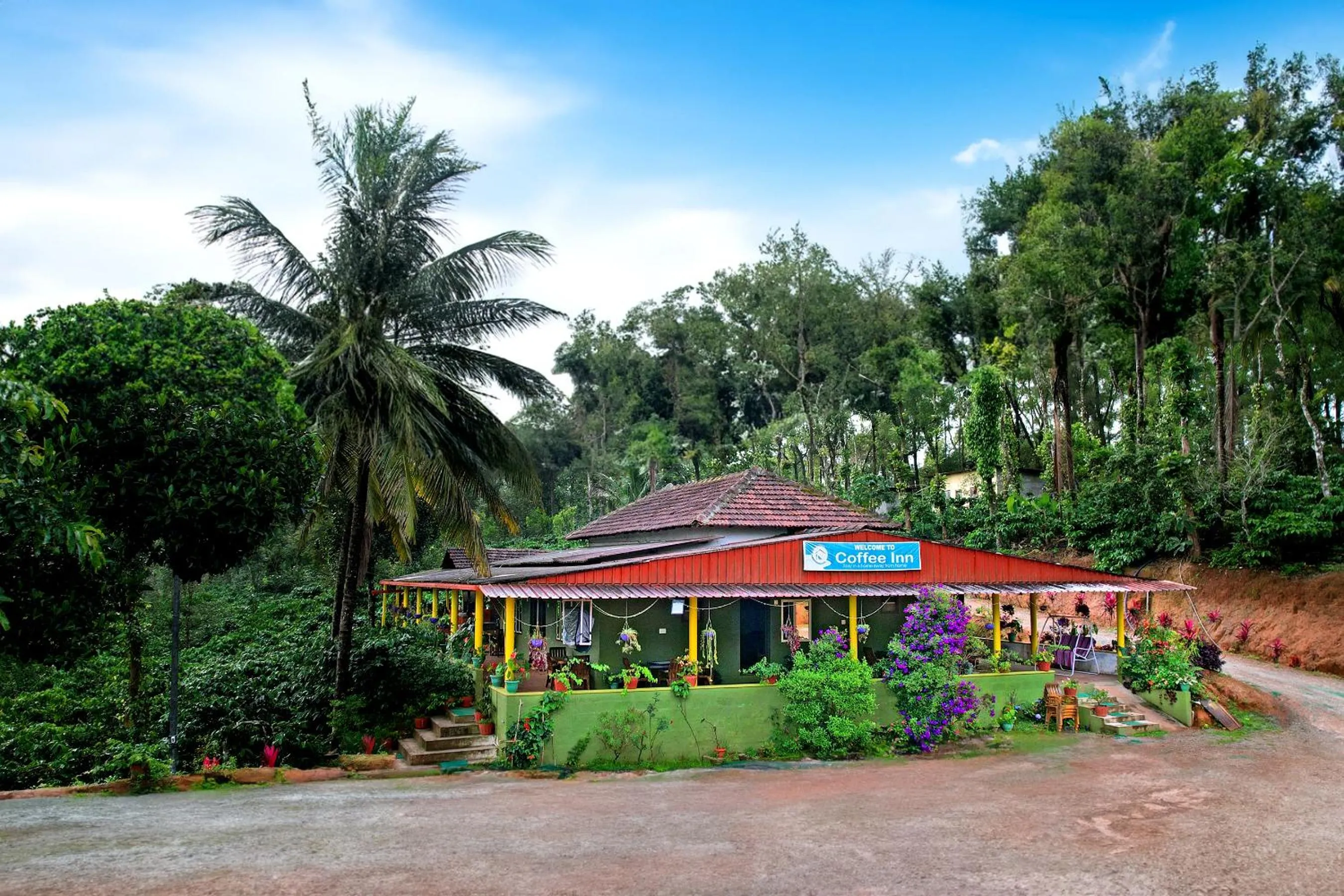 CoffeeINN Homestay - Water Activities, Jeep Ride, Home Food