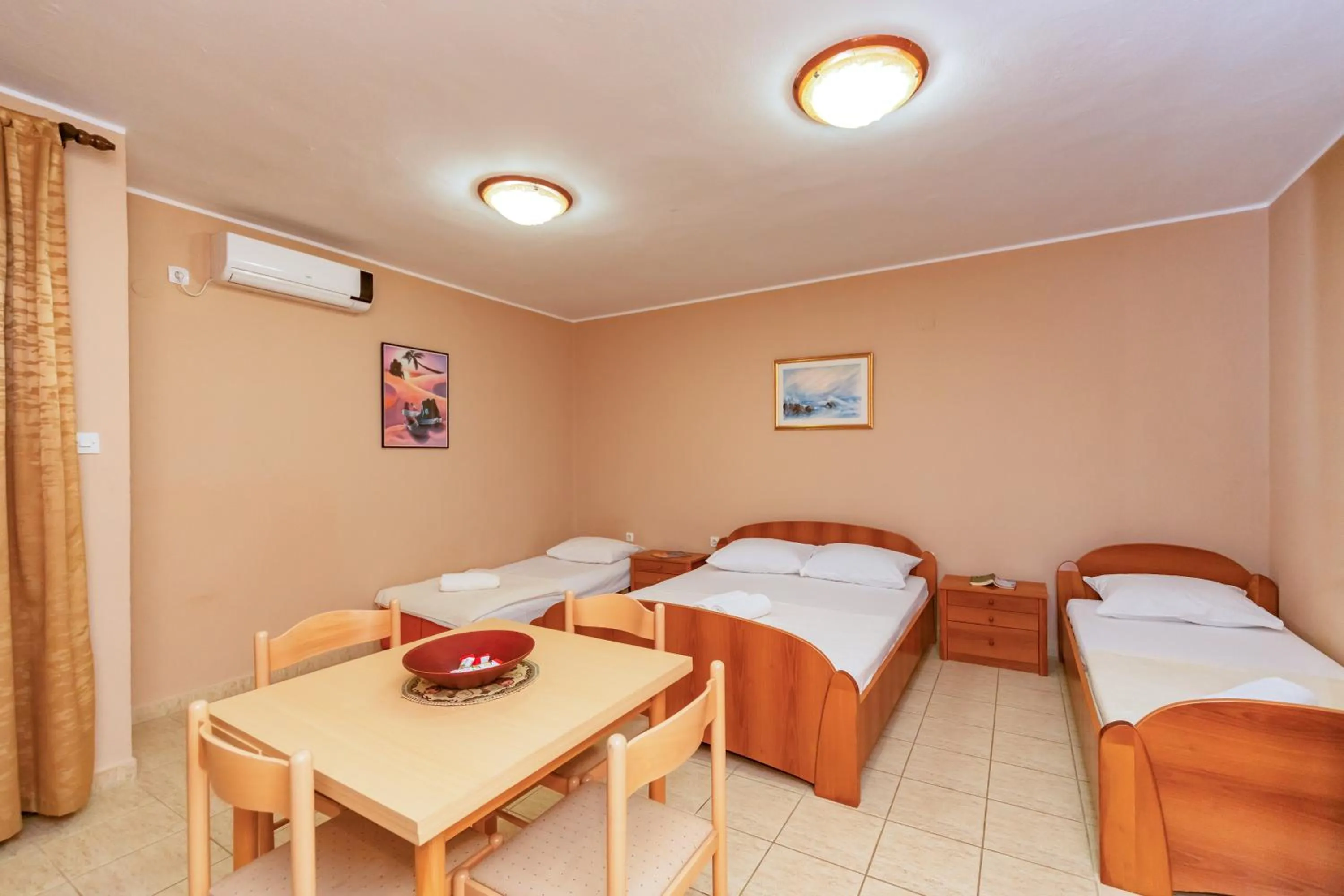 Photo of the whole room, Bed in Villa Glavanovic