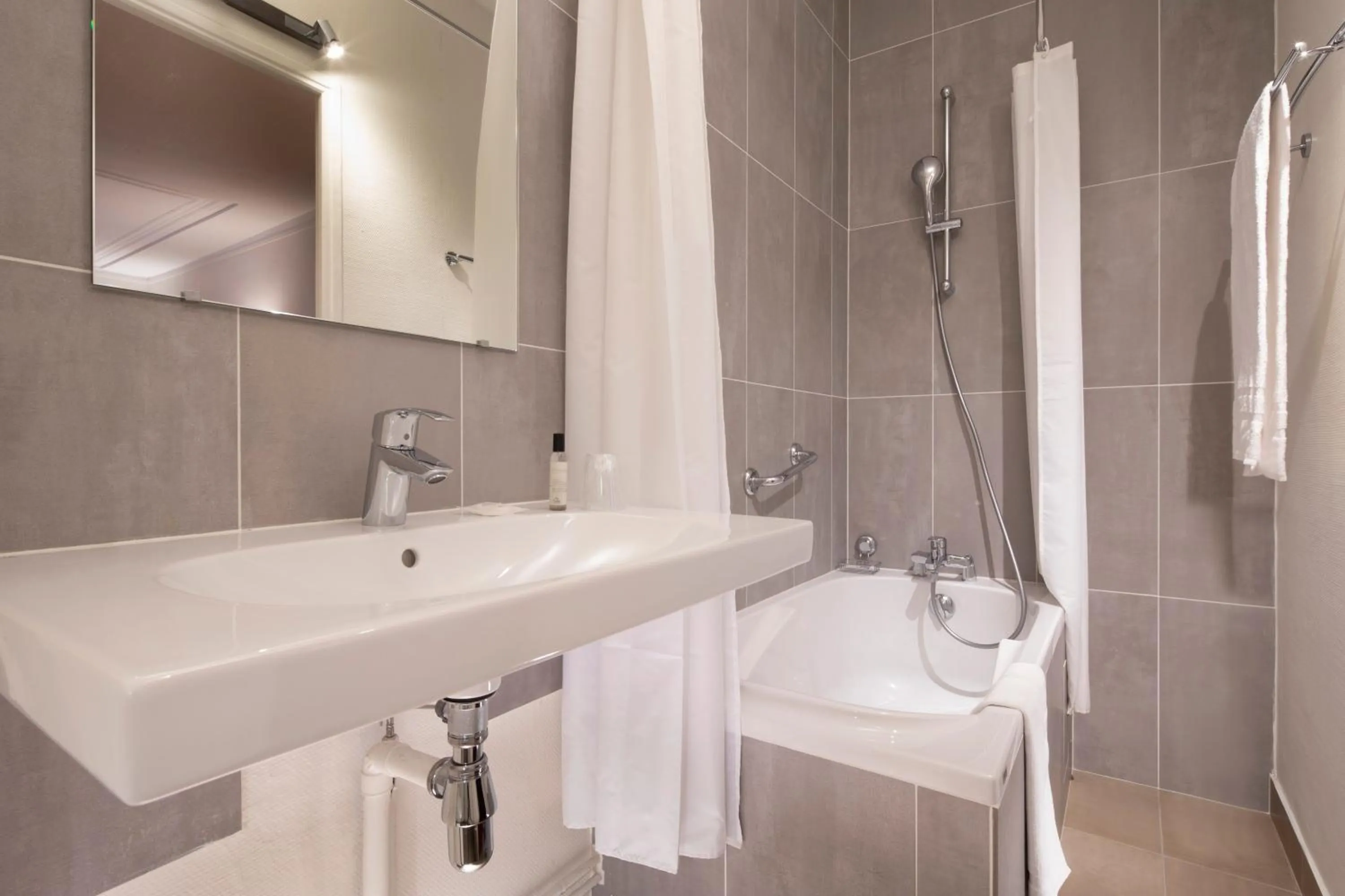 Hôtel Londres Saint Honoré