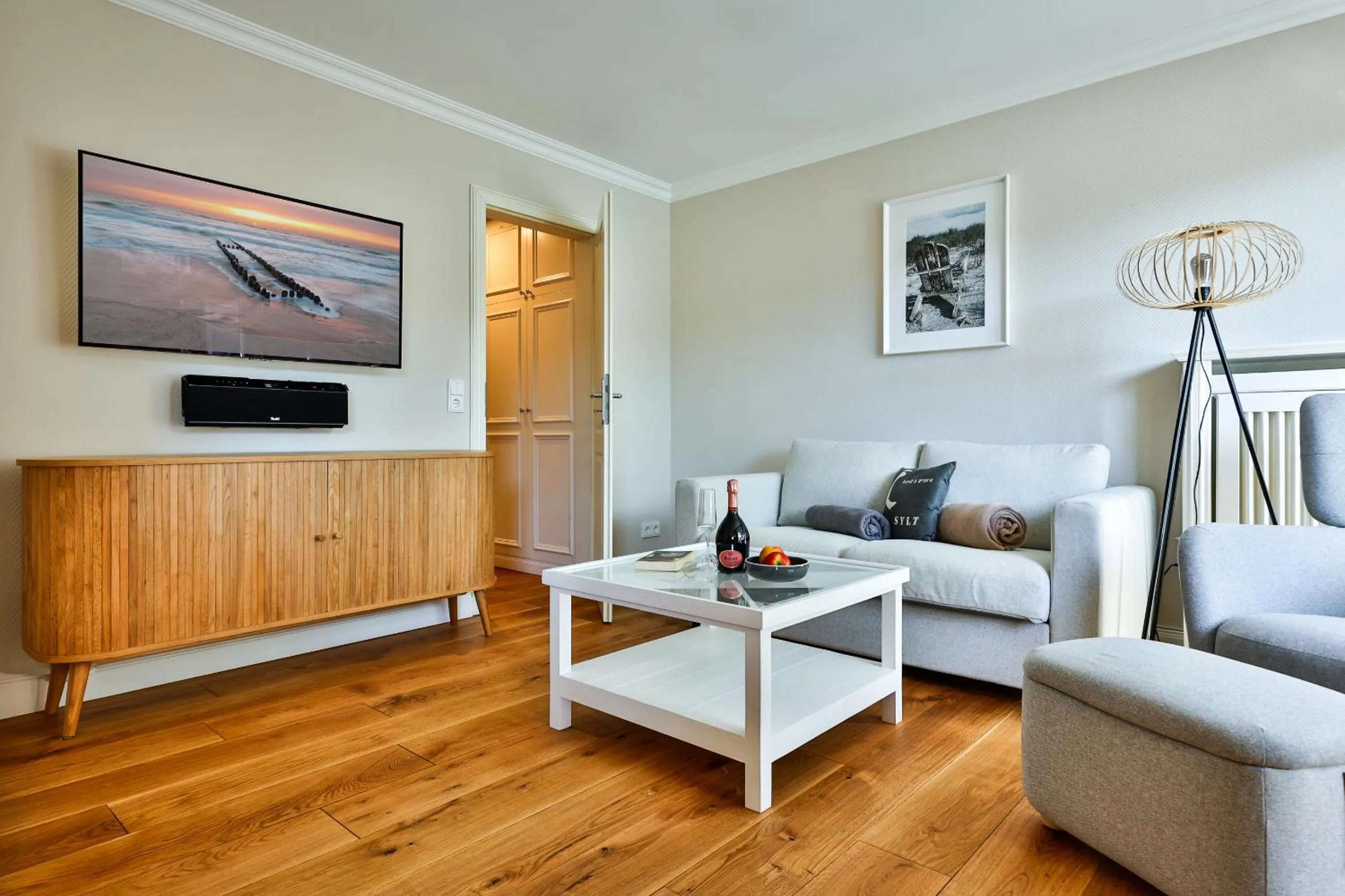 Living room in Kampstraße 9, W5, GB3