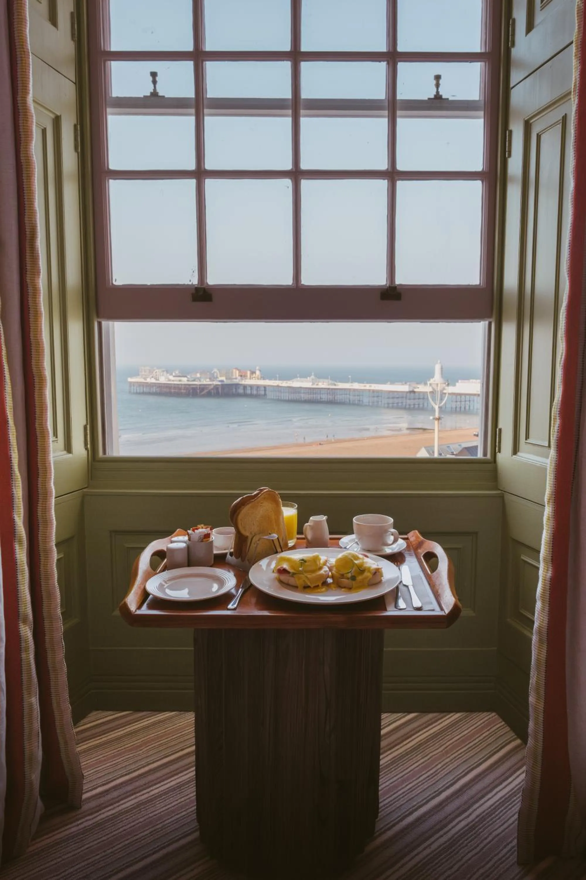 Sea view in Drakes Hotel