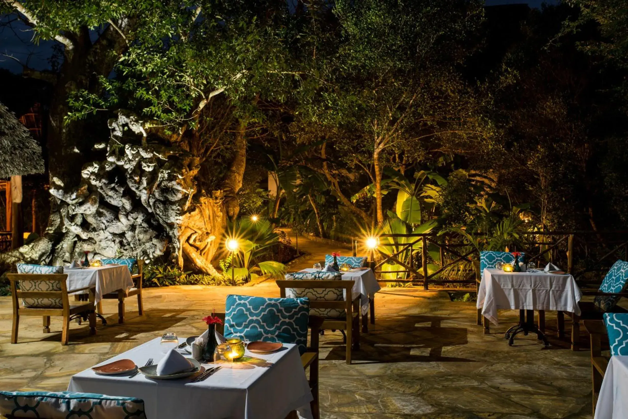 Restaurant/places to eat in Tikitam Palms Boutique Hotel Restaurant/places to eat in Tikitam Palms Boutique Hotel