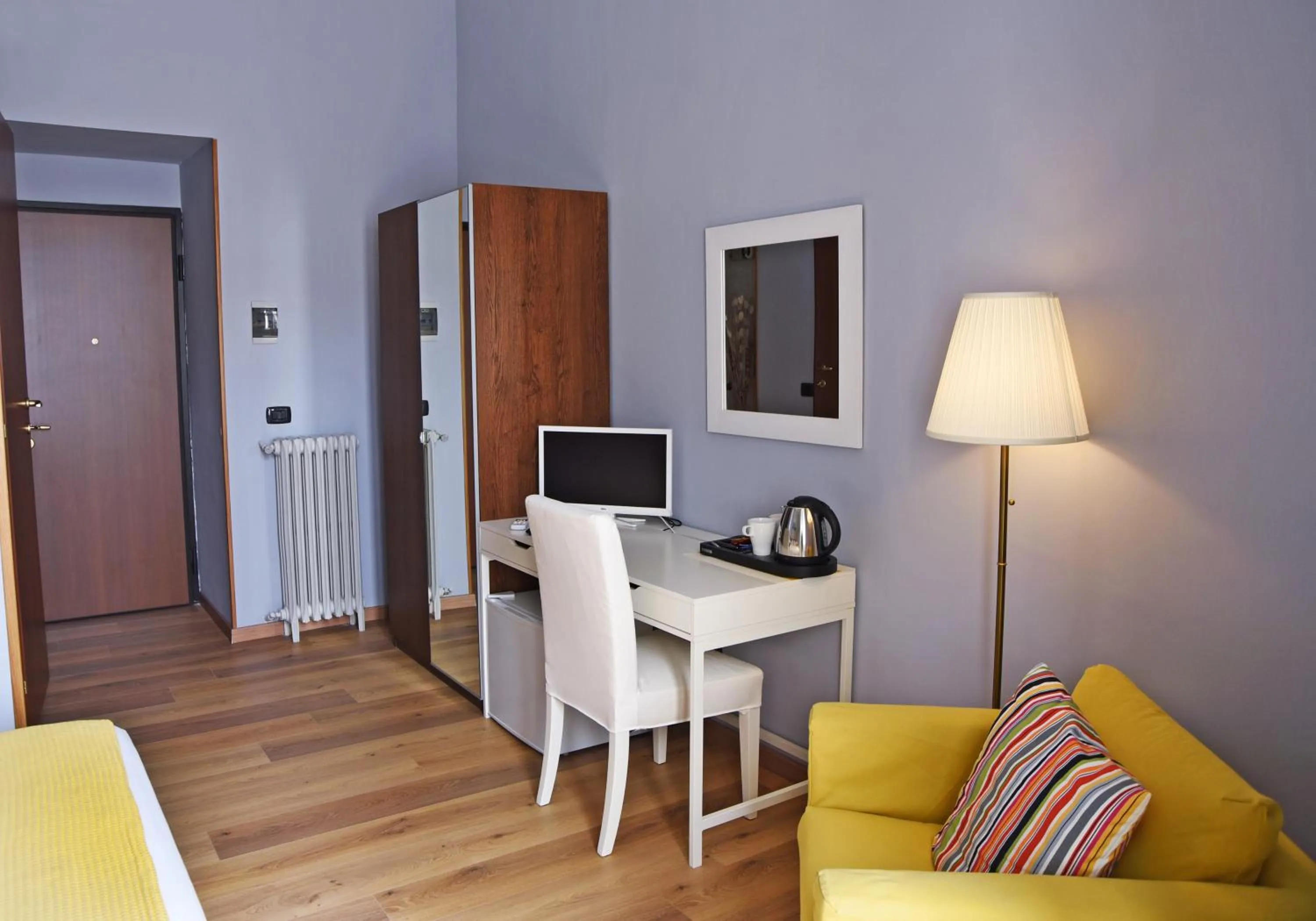 Bedroom in La Dimora Luca Giordano