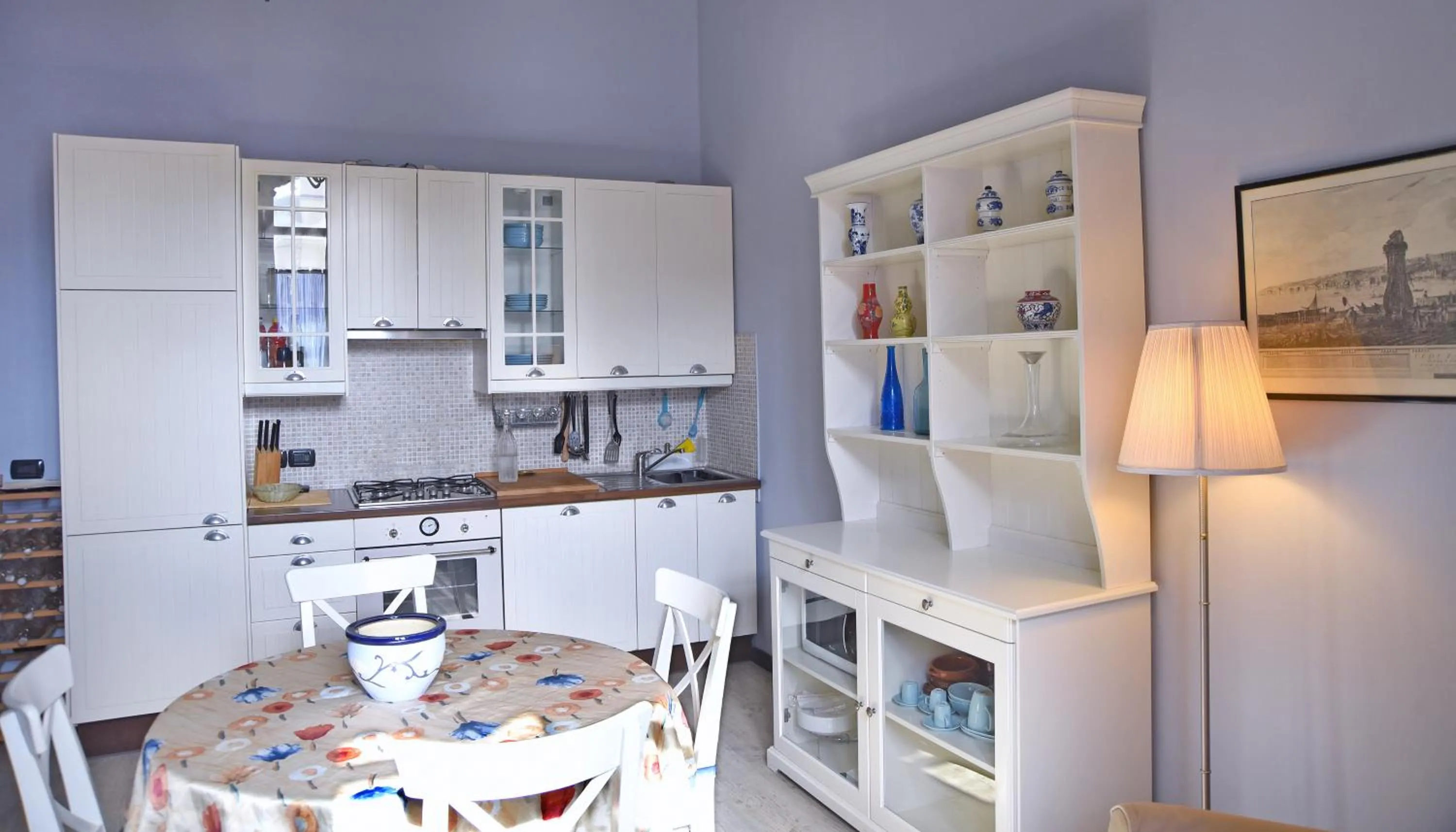 Dining area in La Dimora Luca Giordano