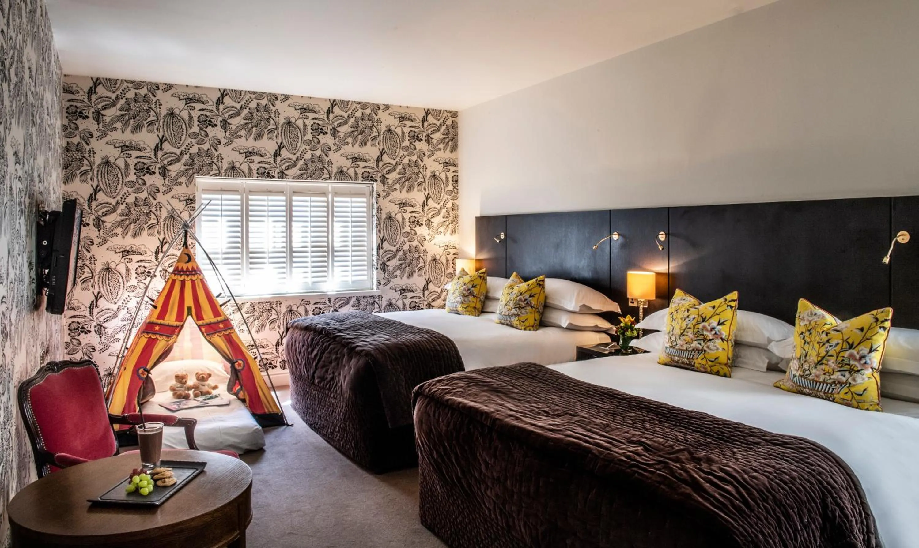 Bed in The Kensington Hotel