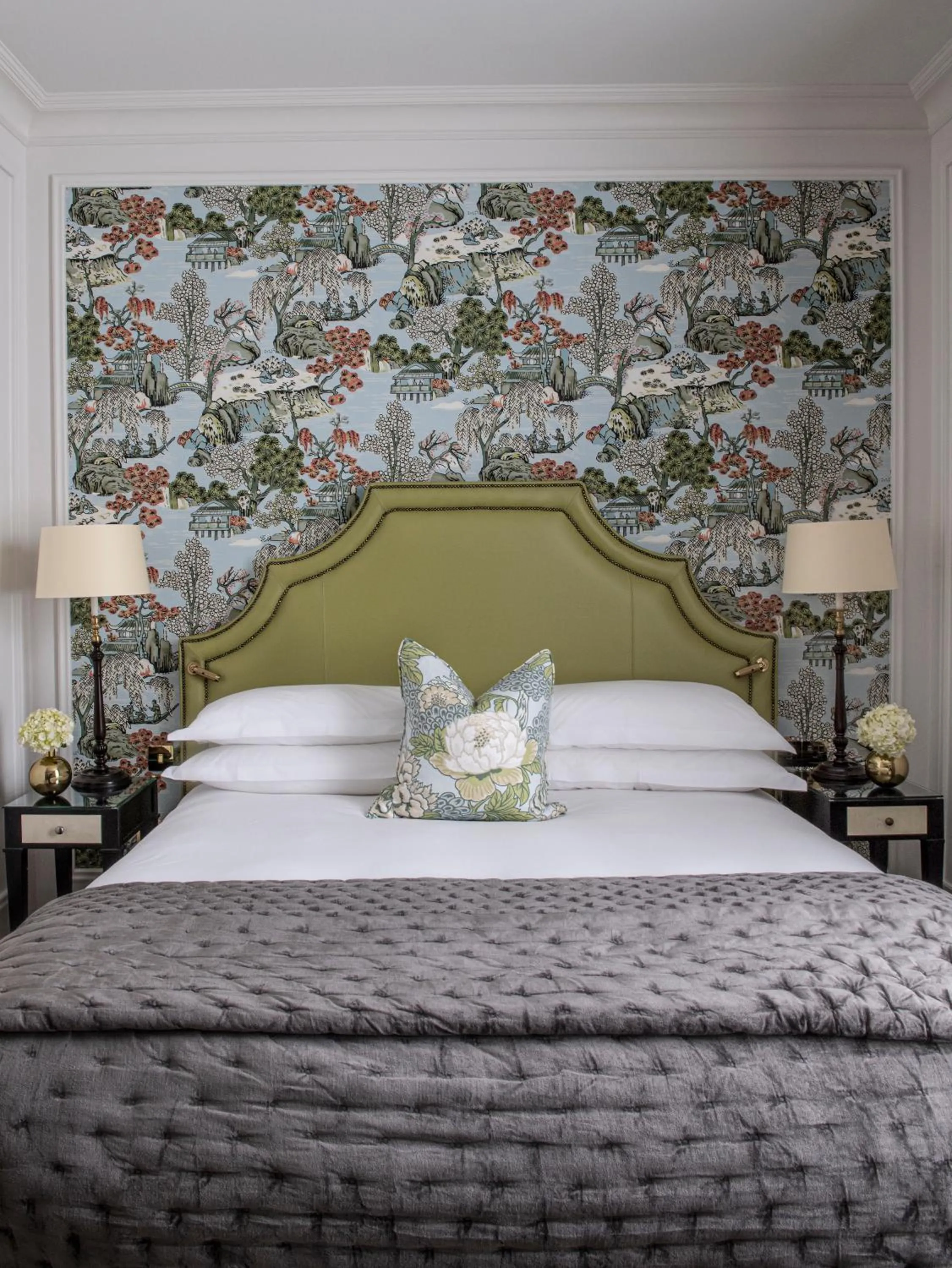 Bed in The Kensington Hotel