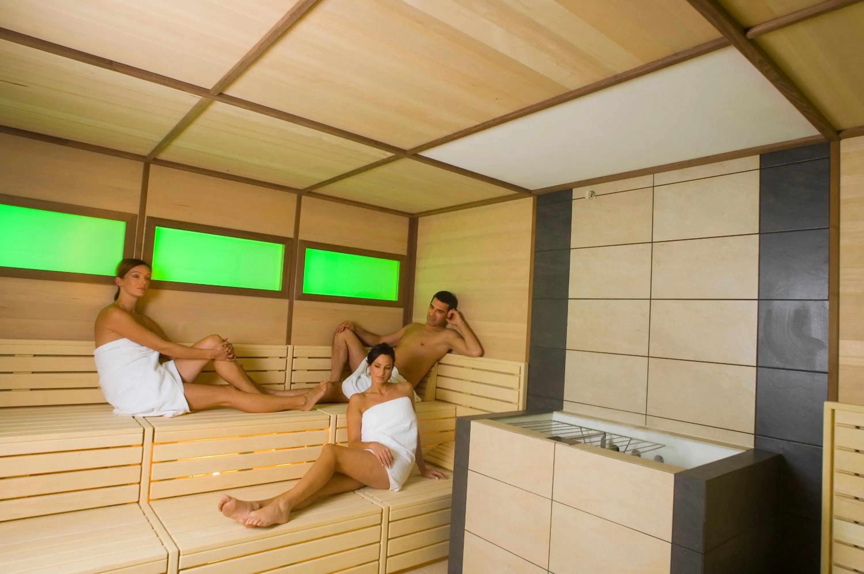 People in Hotel Antony