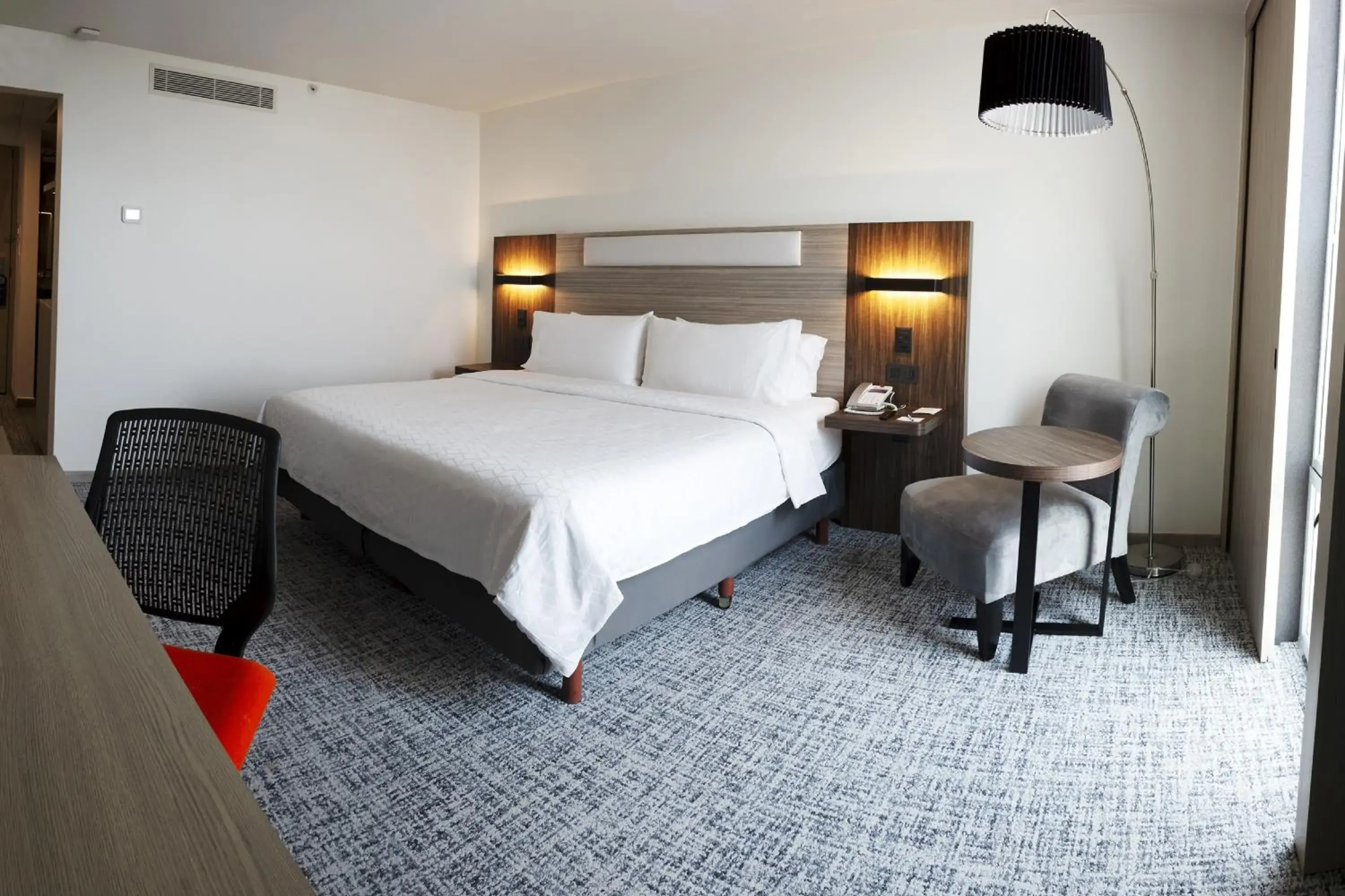 Standard King Room in Holiday Inn Express Toluca Galerias Metepec by IHG Standard King Room in Holiday Inn Express Toluca Galerias Metepec by IHG