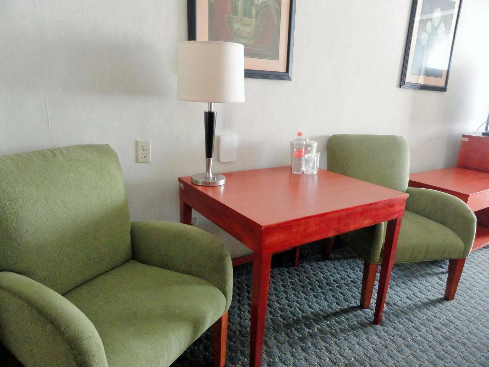 Photo of the whole room in Holiday Inn Express & Suites Toluca Zona Aeropuerto by IHG