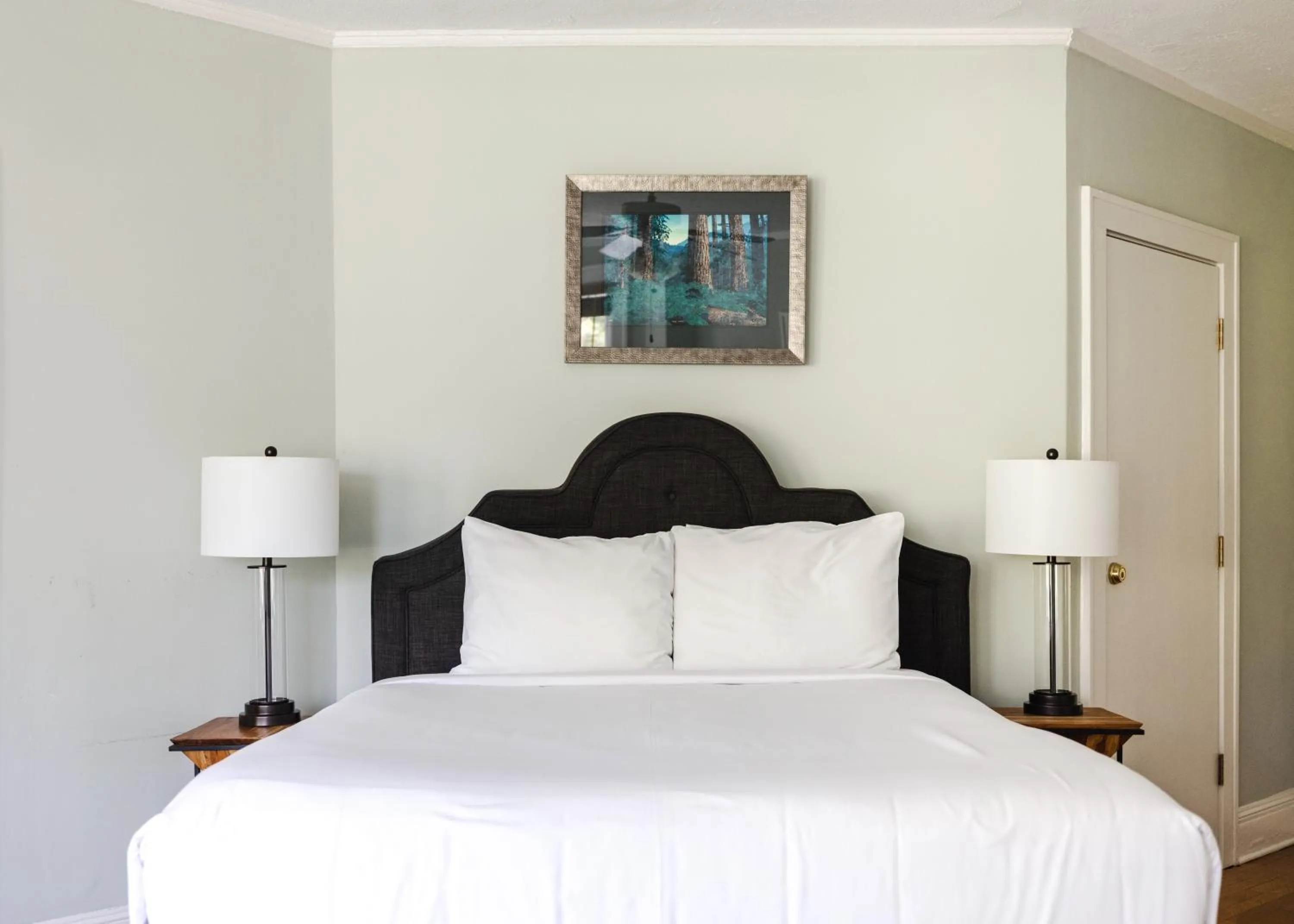 Bed in Princess Anne Boutique Hotel