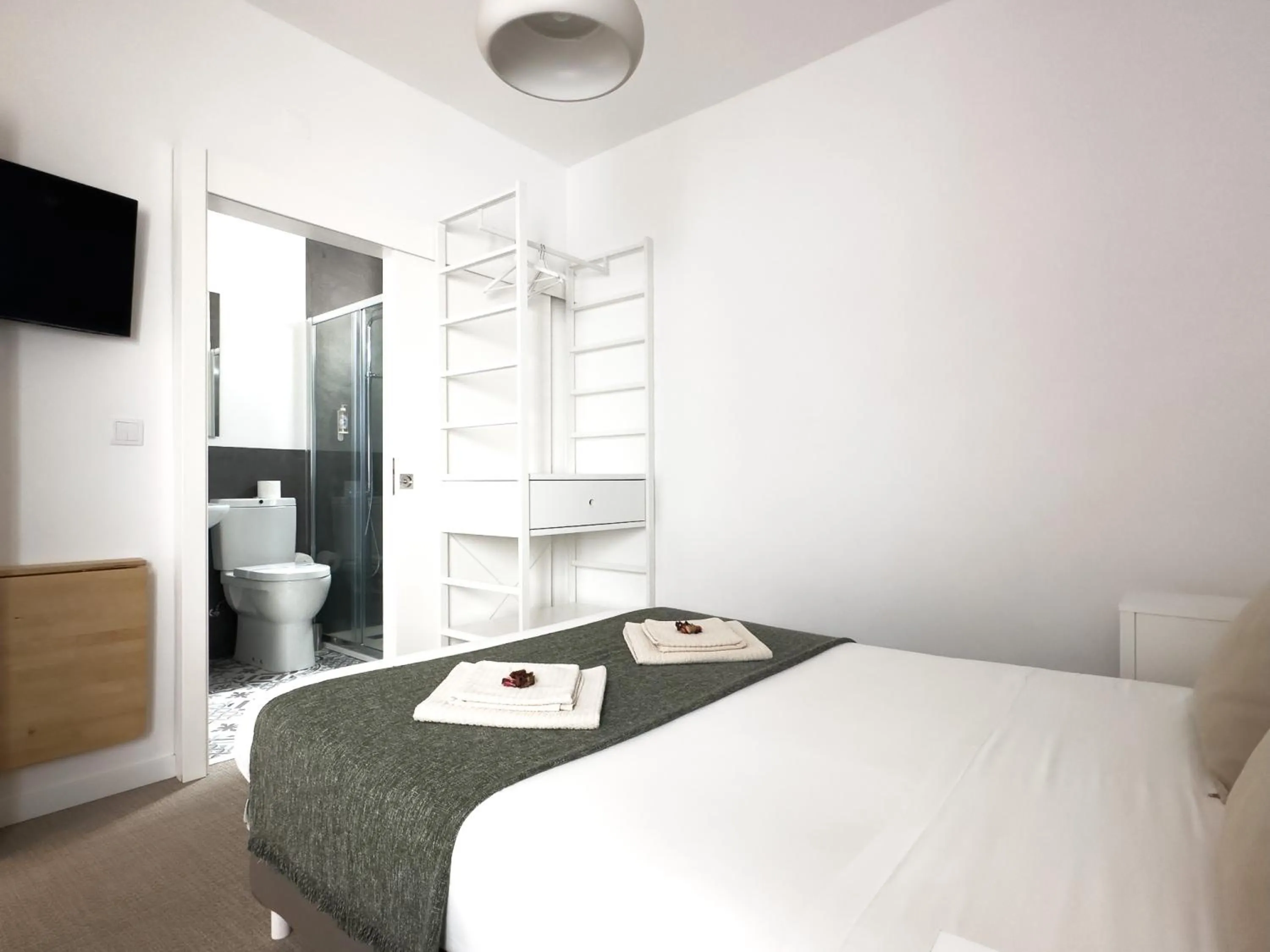 Bedroom, Bed in Solar do Alentejo