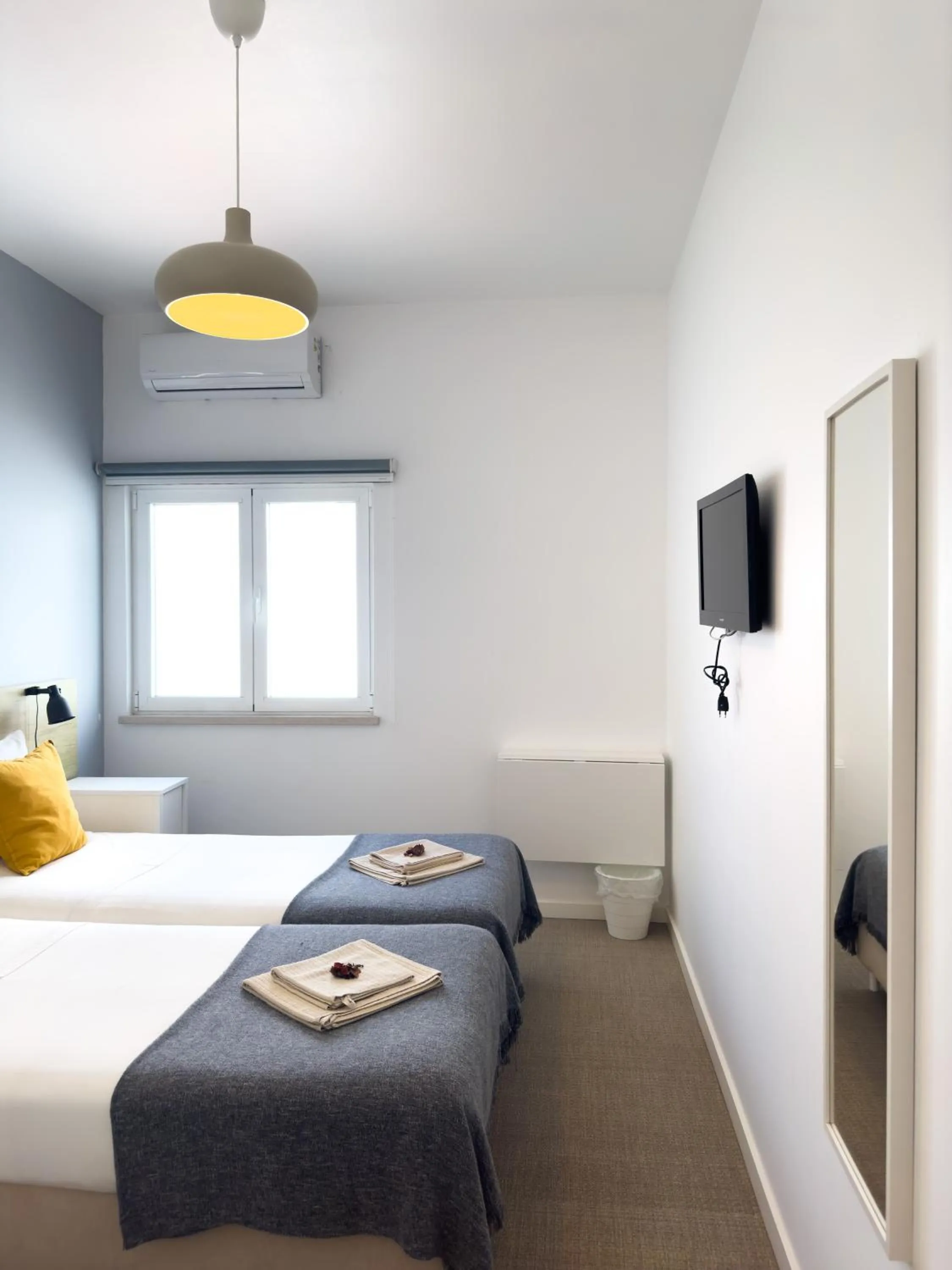 Bedroom, Bed in Solar do Alentejo