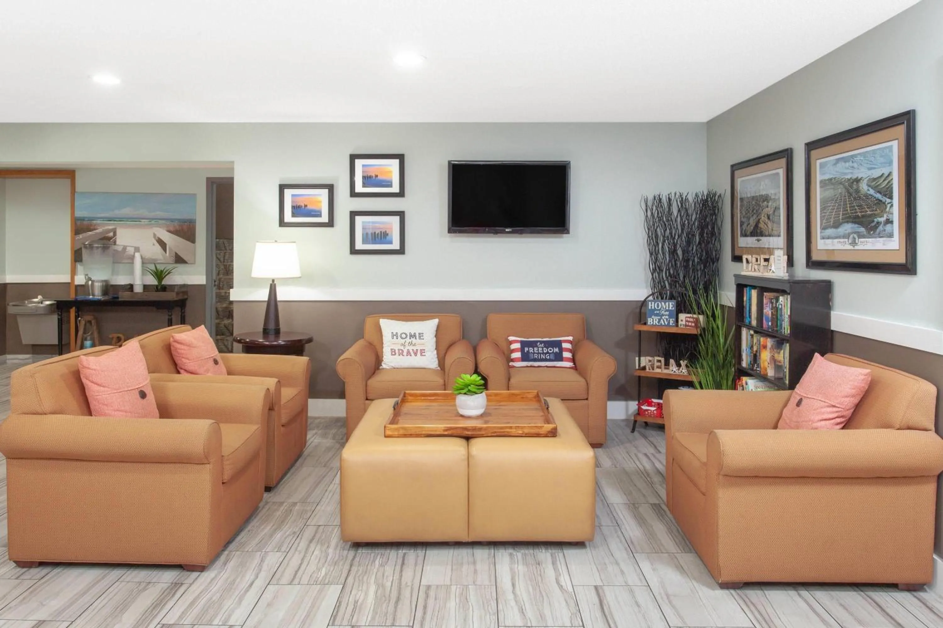 Lobby or reception in Baymont by Wyndham Grand Haven