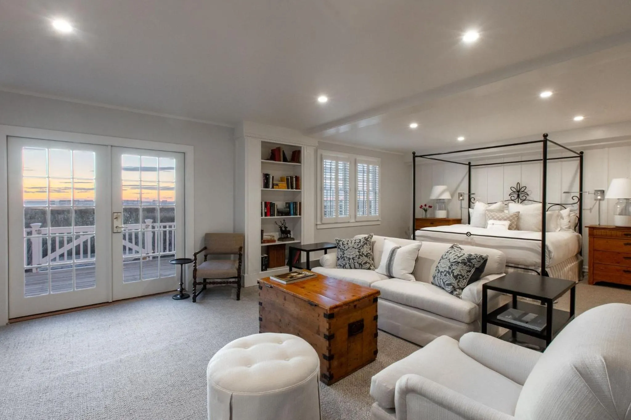 View (from property/room), Bed in The Wauwinet Nantucket