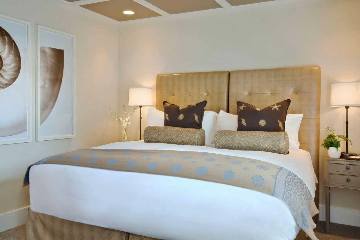 Bed in White Elephant Hotel