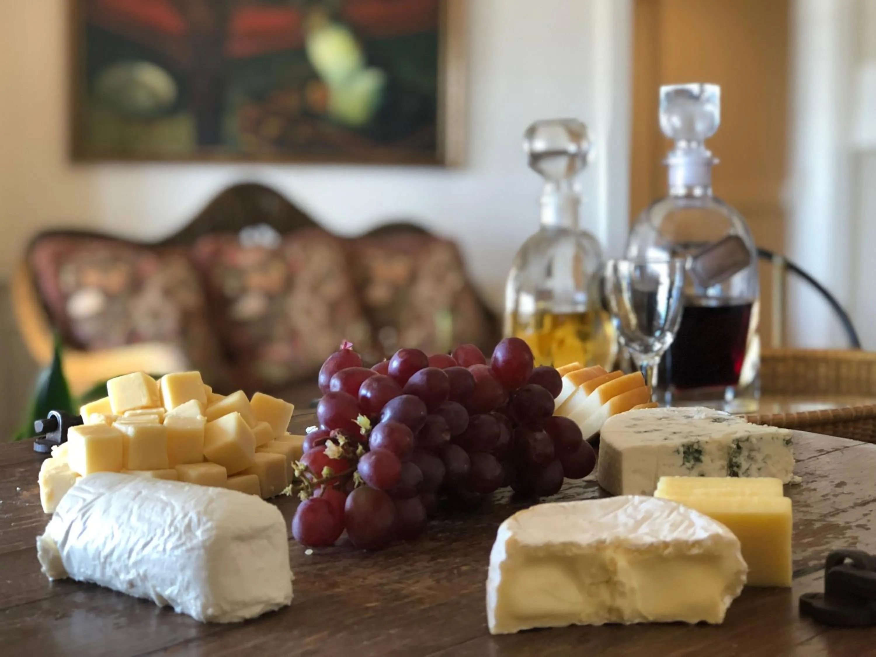 Food and drinks in White Elephant Hotel