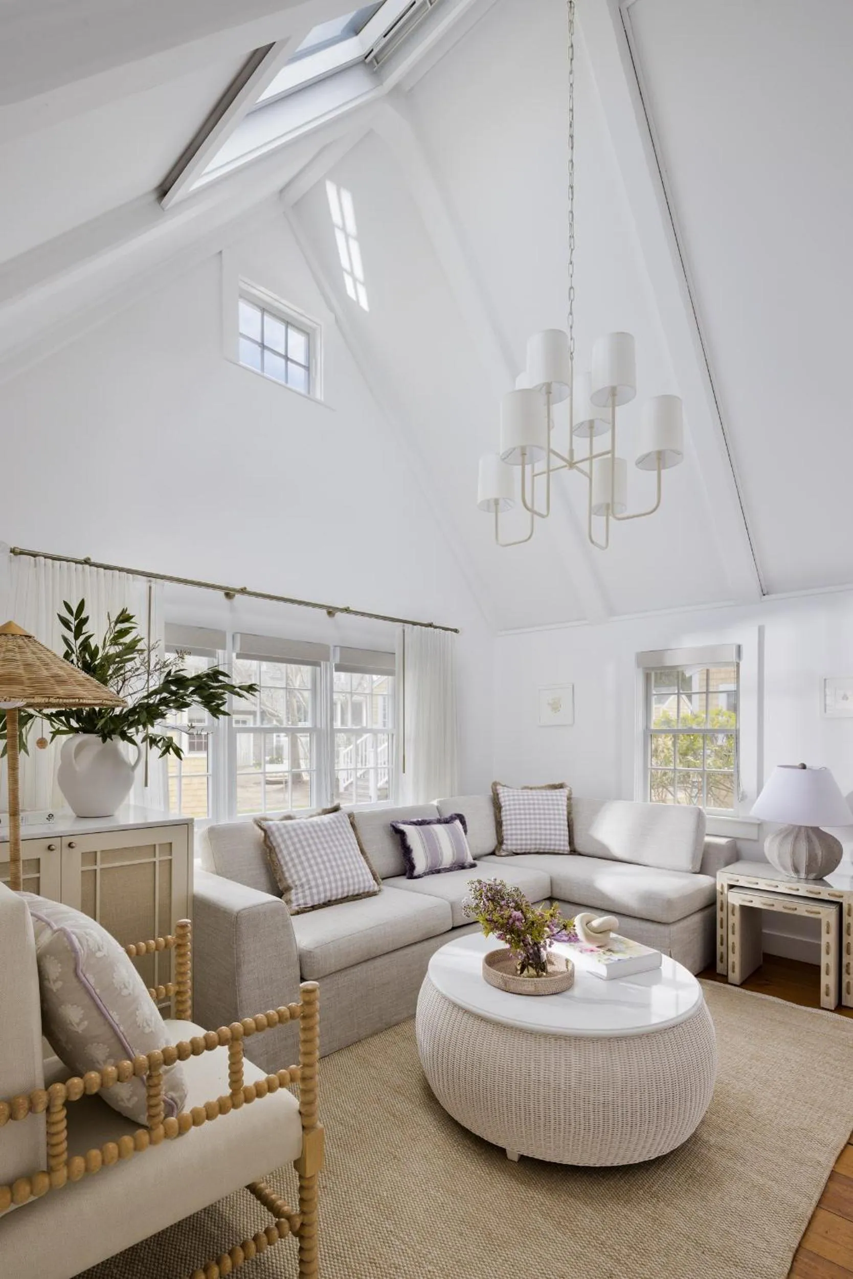 Living room in White Elephant Hotel