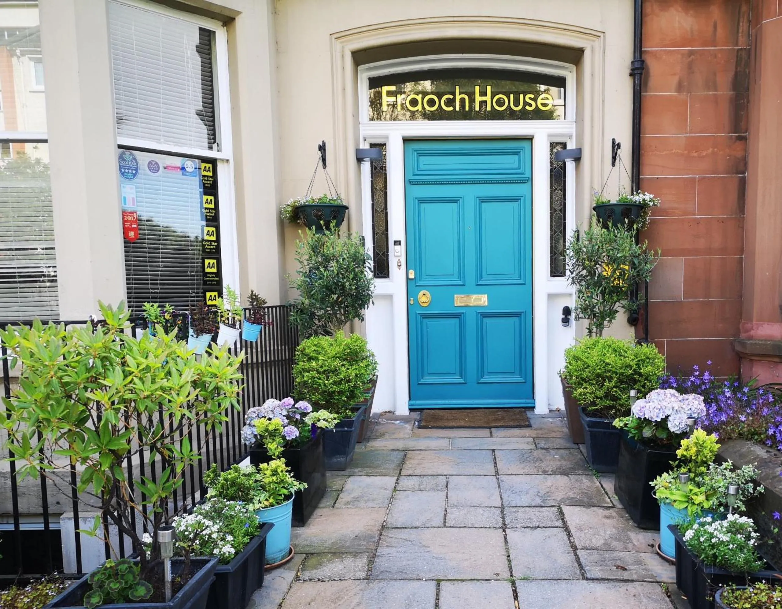 Lobby or reception in Fraoch House