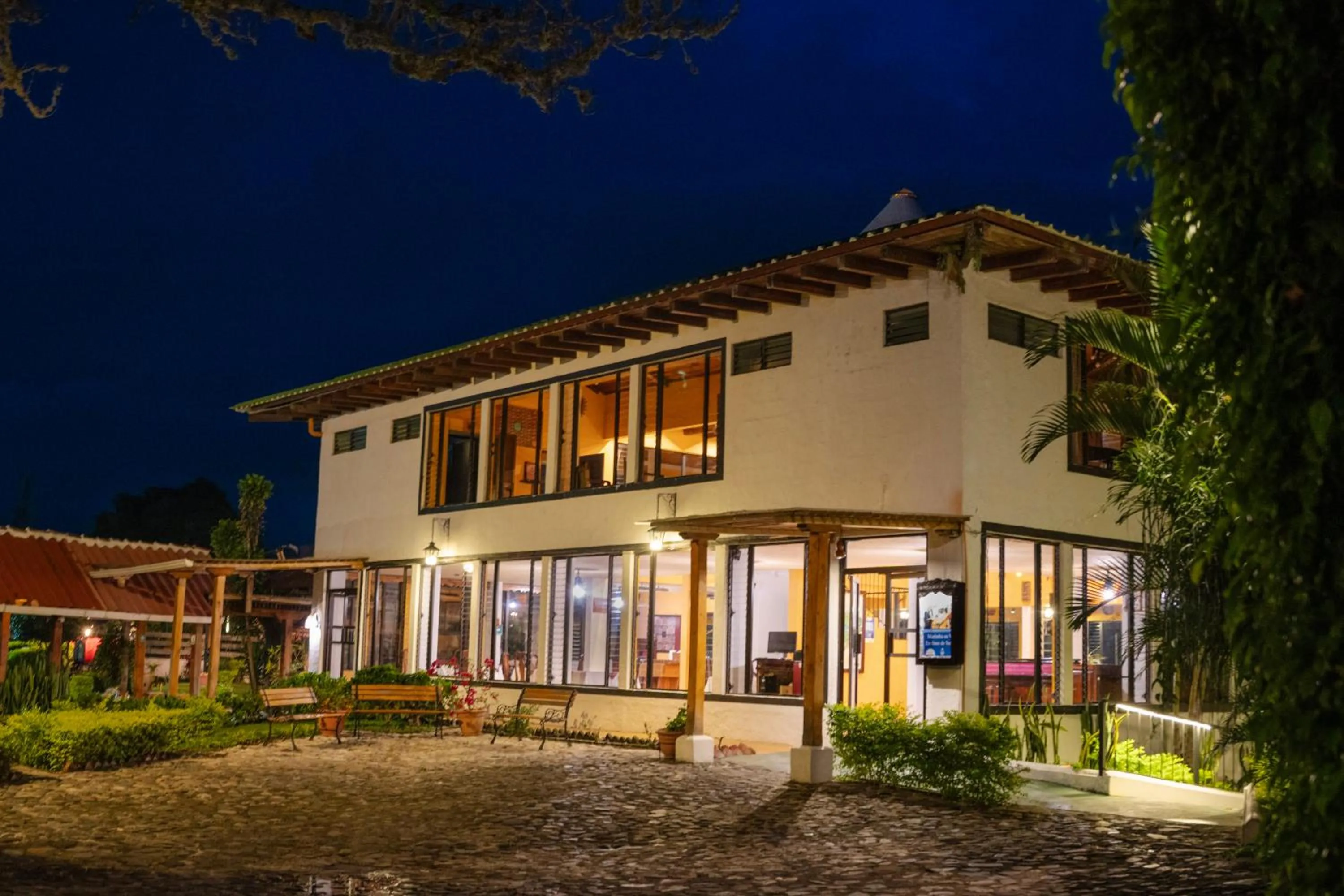 Hotel Posada de Don Rodrigo Panajachel