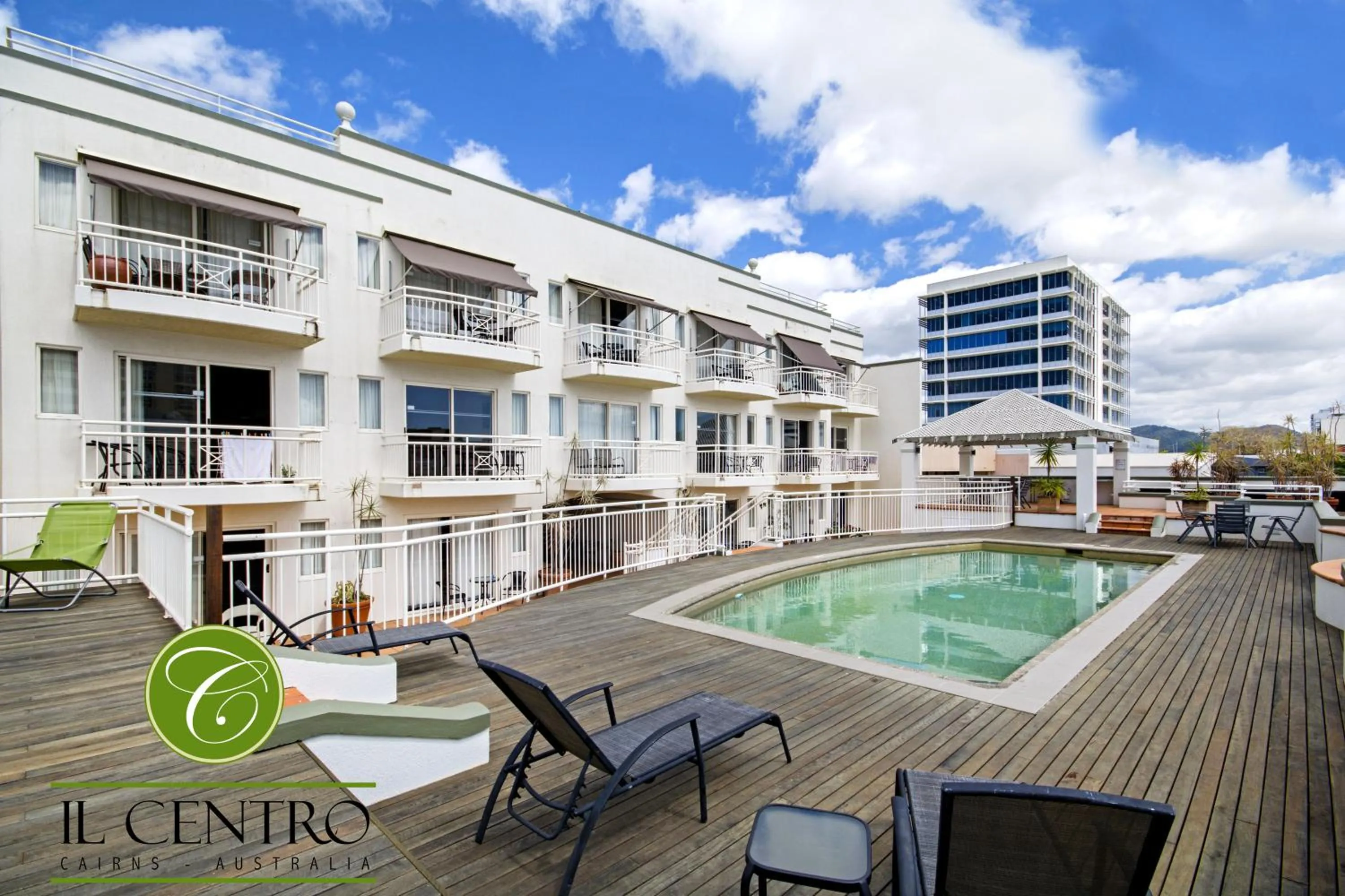 Pool view in Il Centro Apartment Hotel