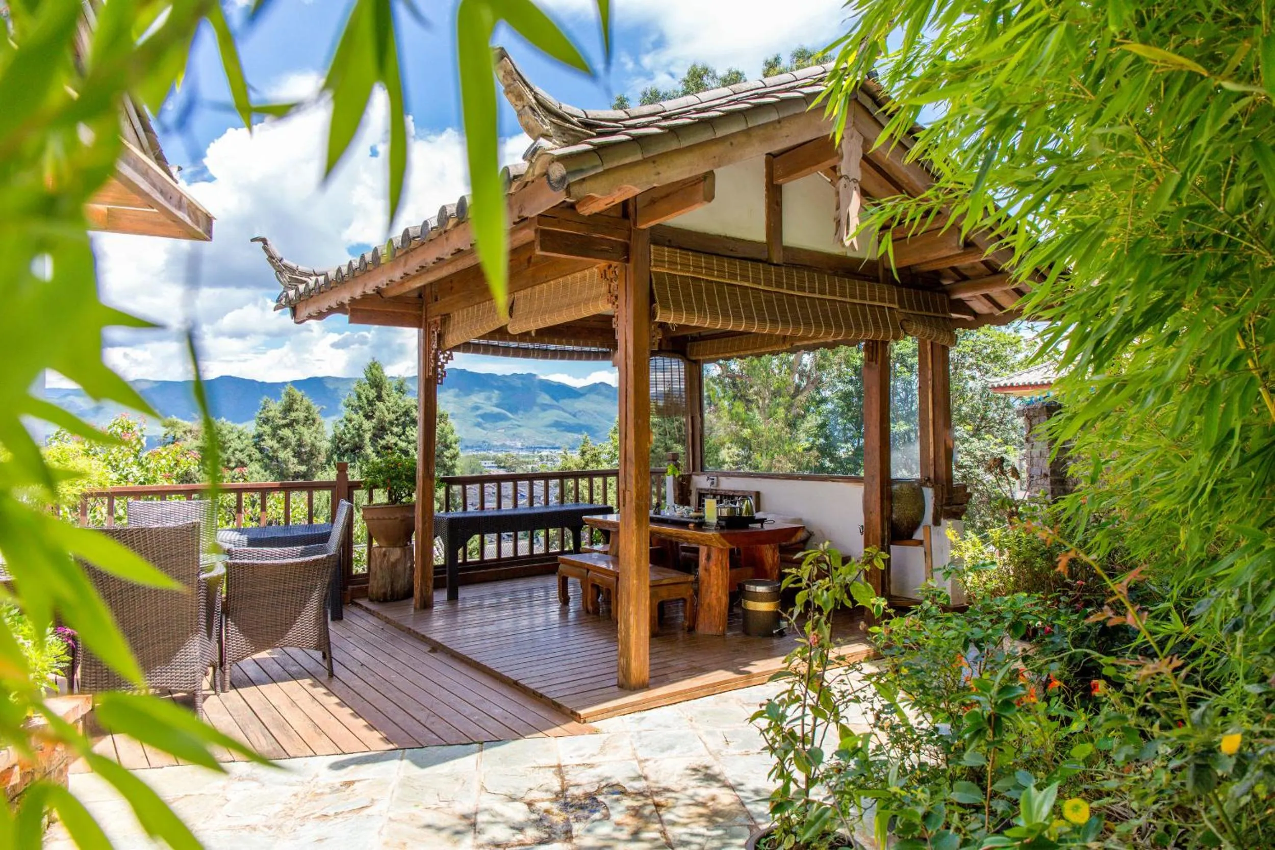 Balcony/Terrace in Lijiang Merry Inn