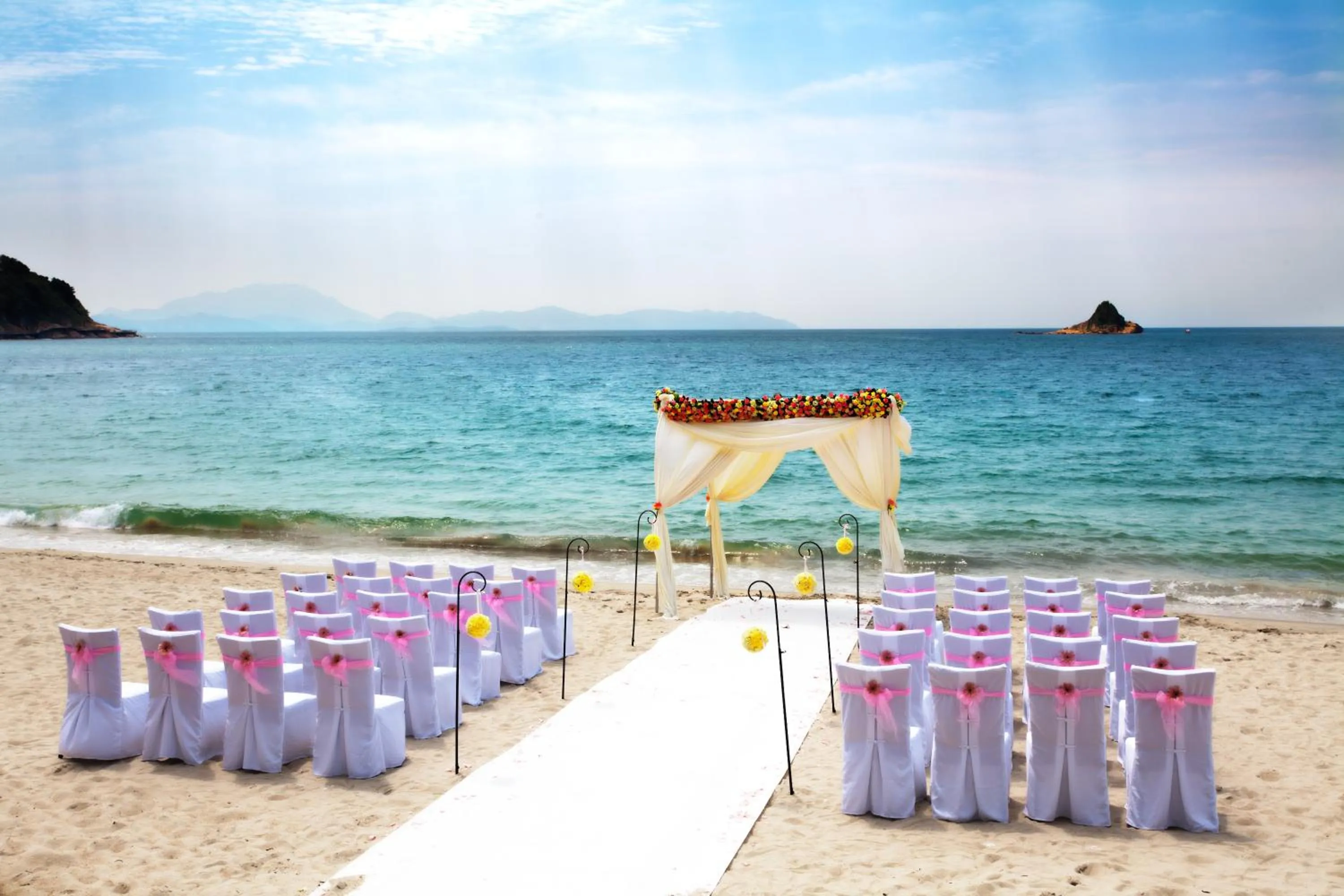 Banquet/Function facilities in Intercontinental Shenzhen Dameisha Resort by IHG