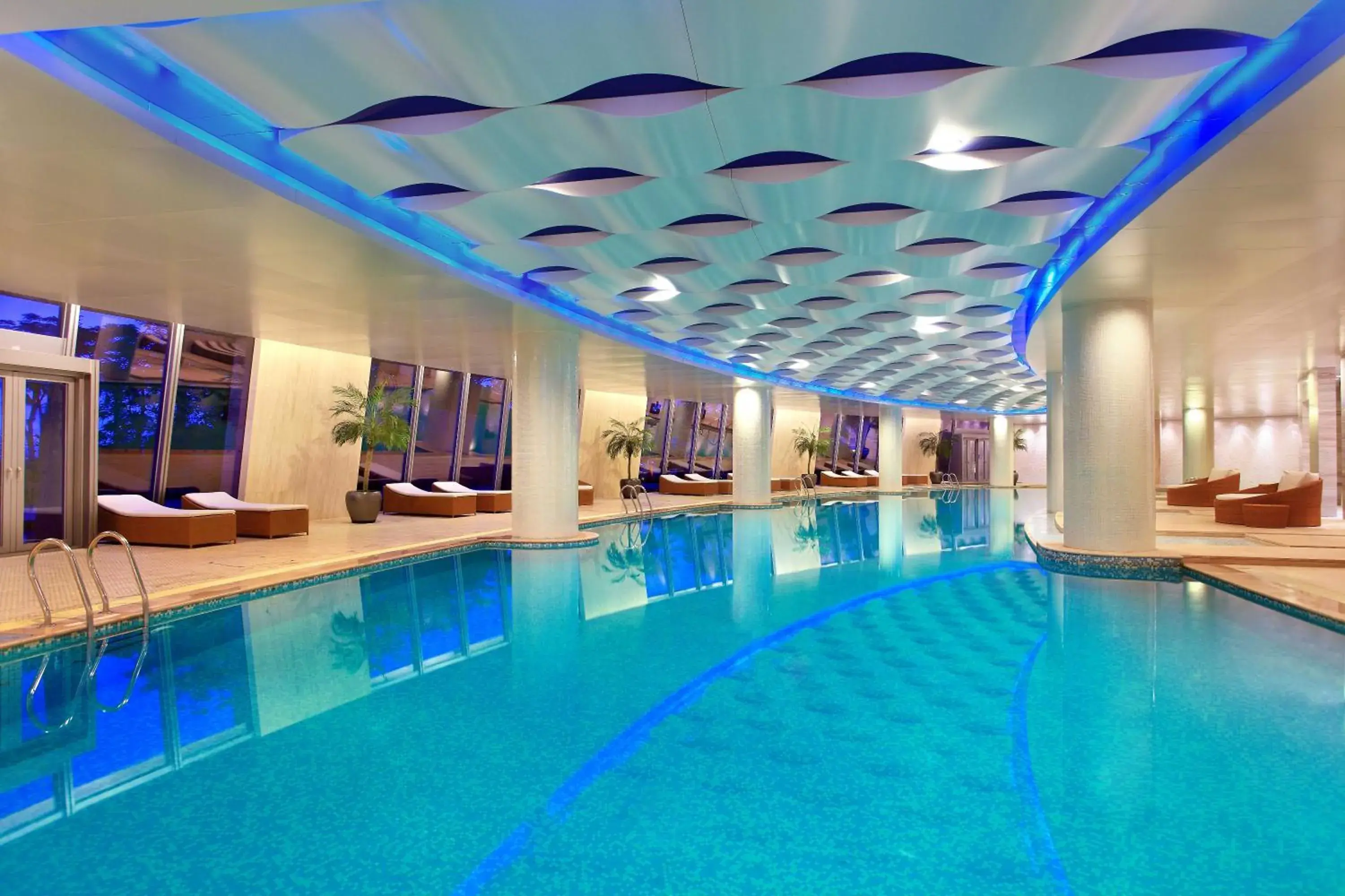 Fitness centre/facilities in Intercontinental Shenzhen Dameisha Resort by IHG Fitness centre/facilities in Intercontinental Shenzhen Dameisha Resort by IHG