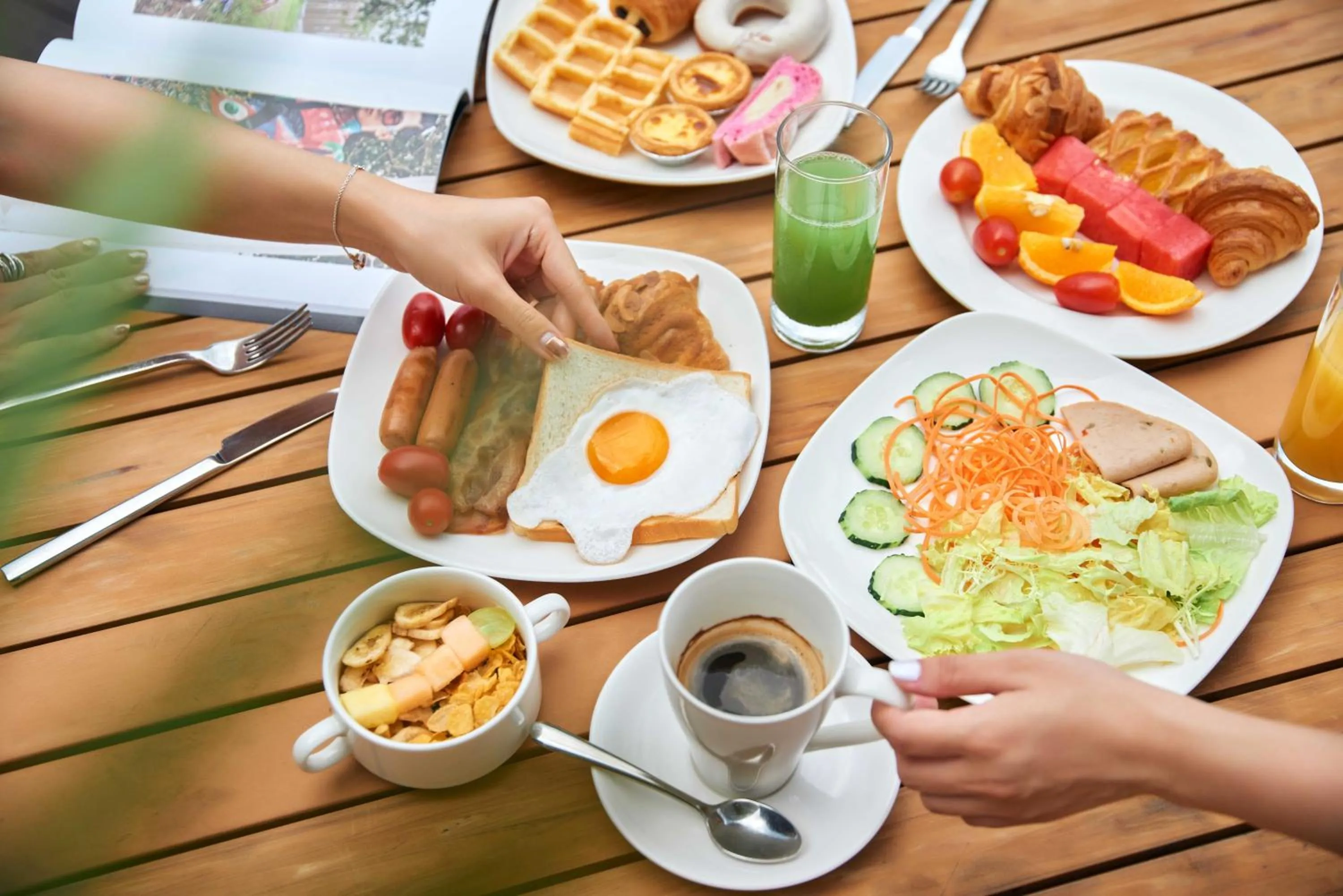 Breakfast in Intercontinental Shenzhen Dameisha Resort by IHG