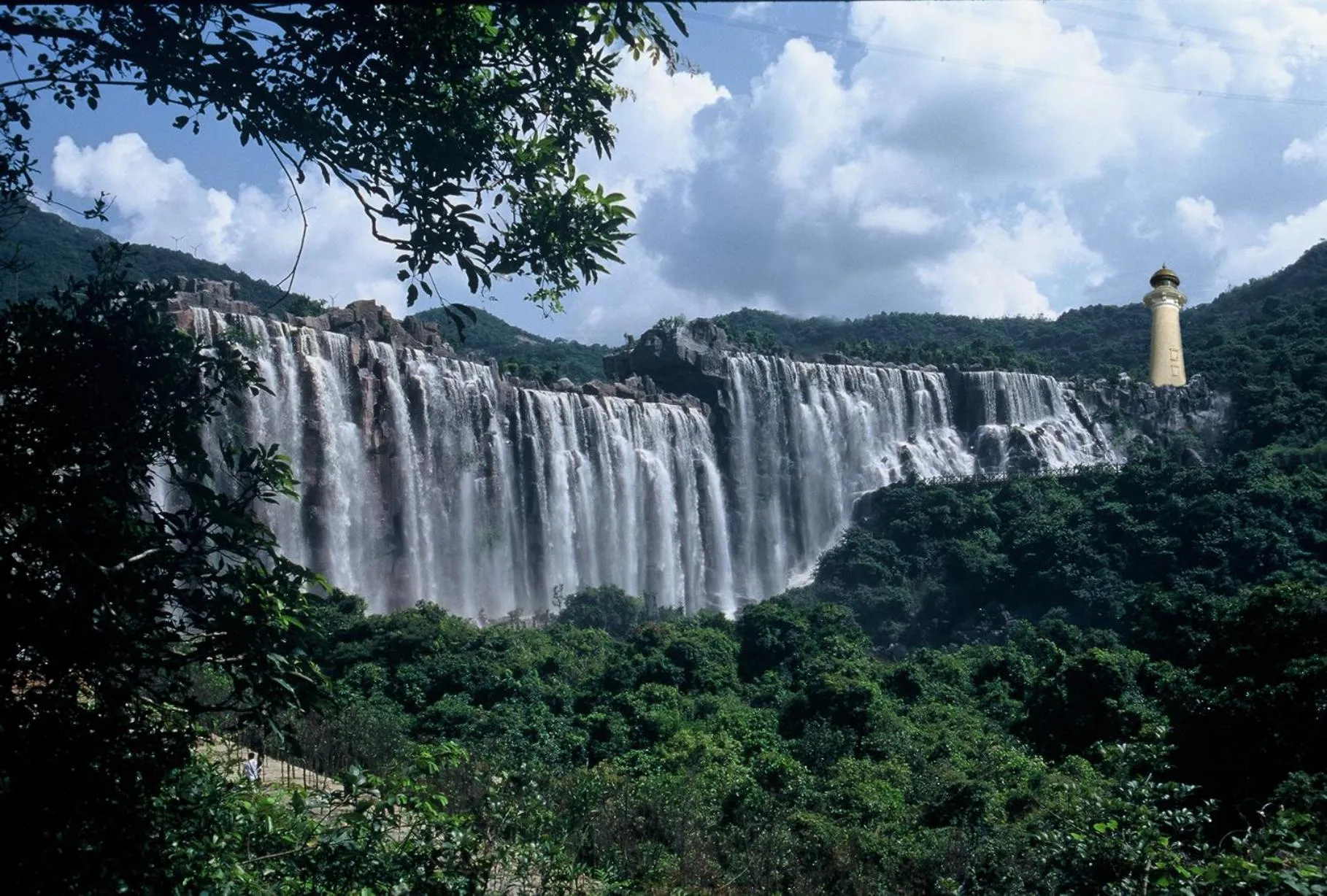 Nearby landmark in Intercontinental Shenzhen Dameisha Resort by IHG