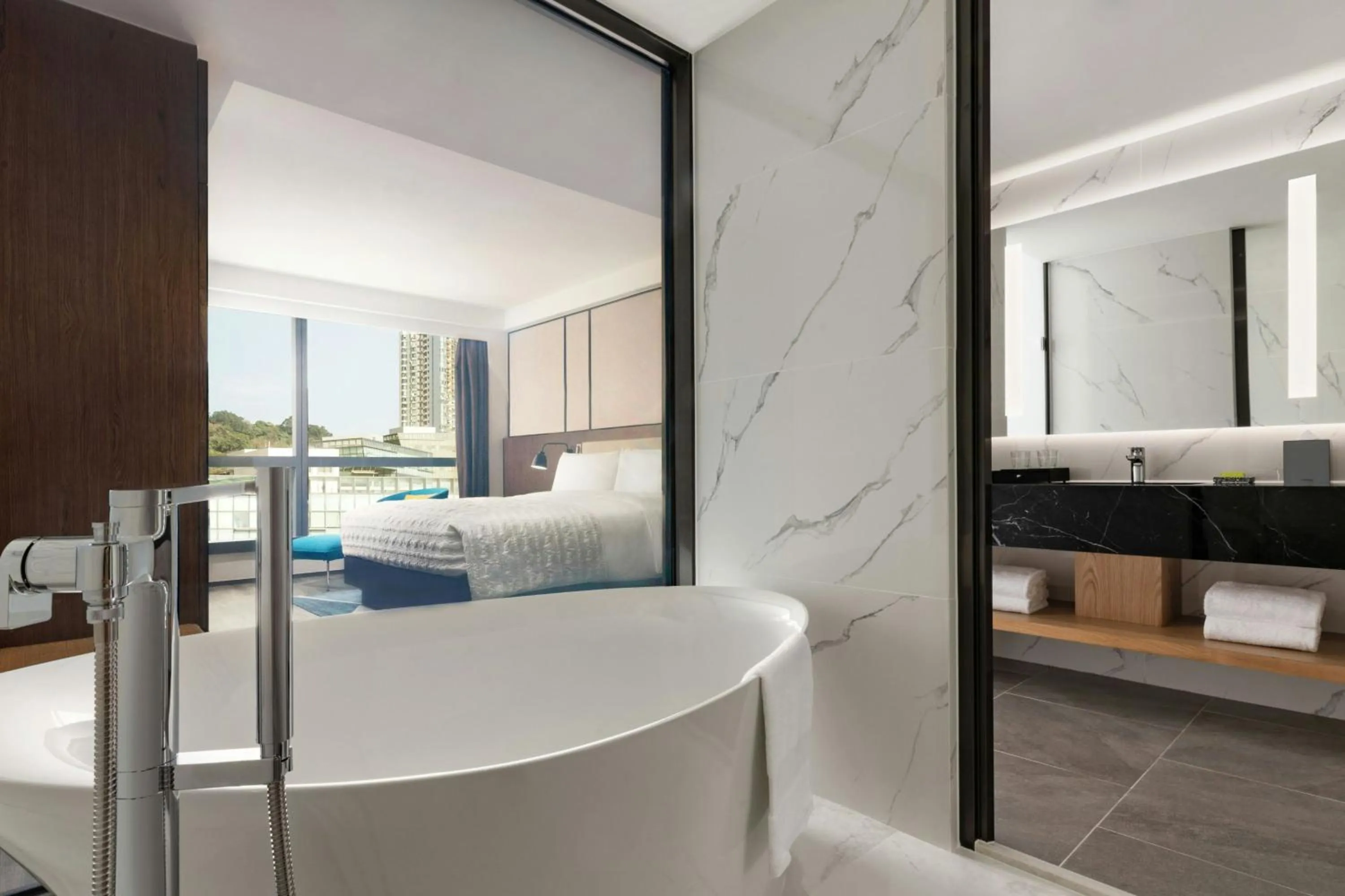 Bathroom, Bed in Le Méridien Hong Kong, Cyberport