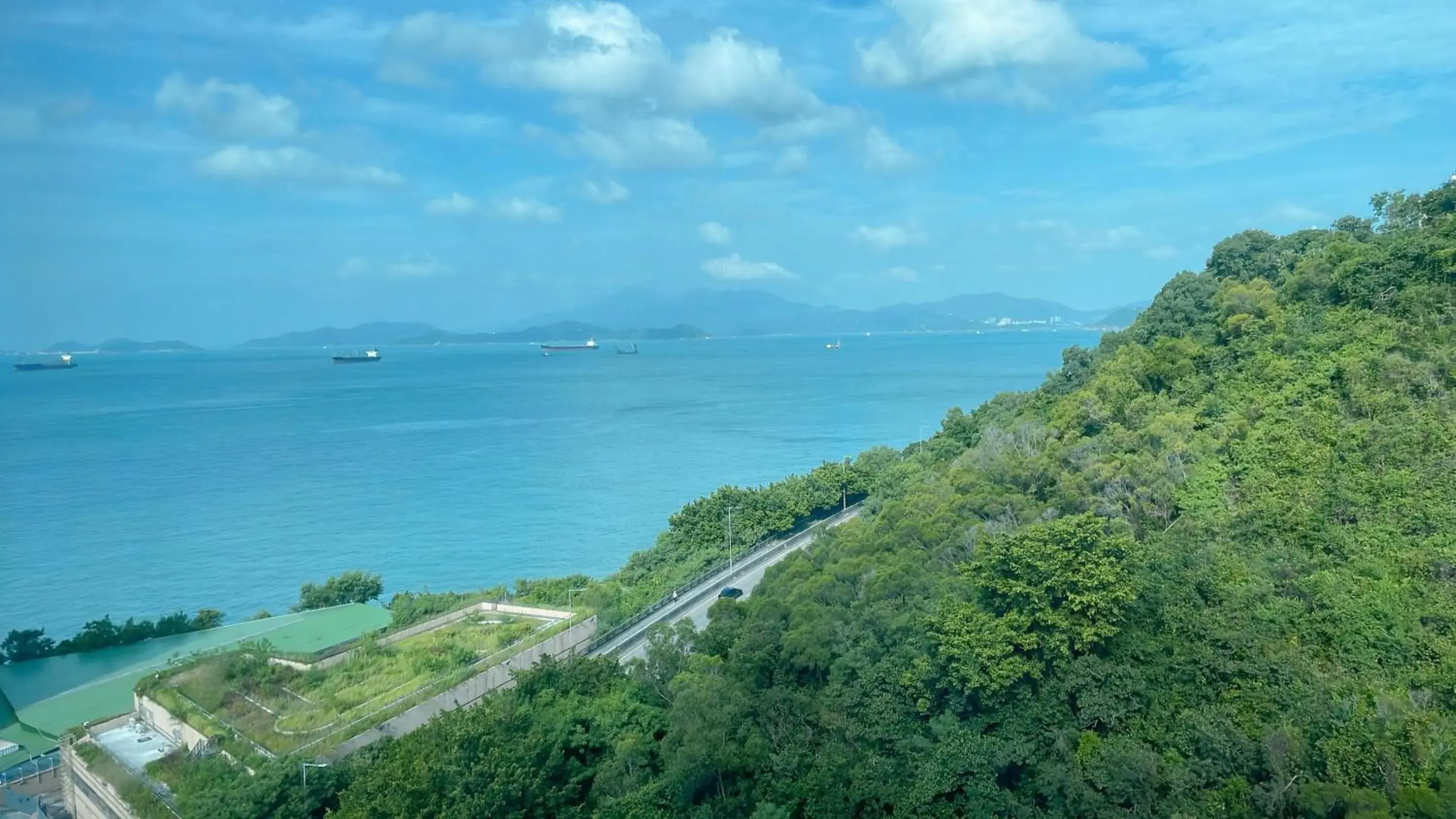 Sea view in Le Méridien Hong Kong, Cyberport Sea view in Le Méridien Hong Kong, Cyberport