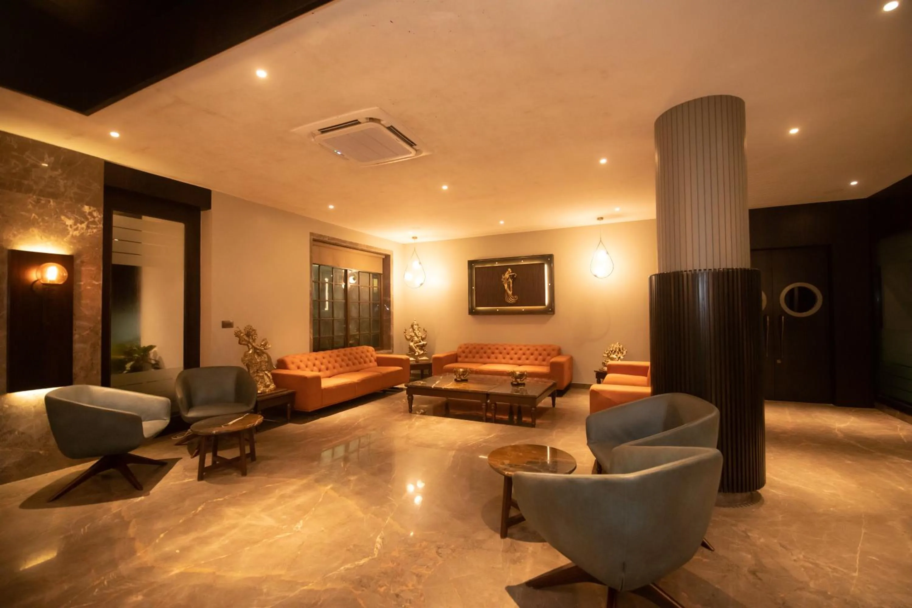 Lobby or reception in The Cindrella Hotel