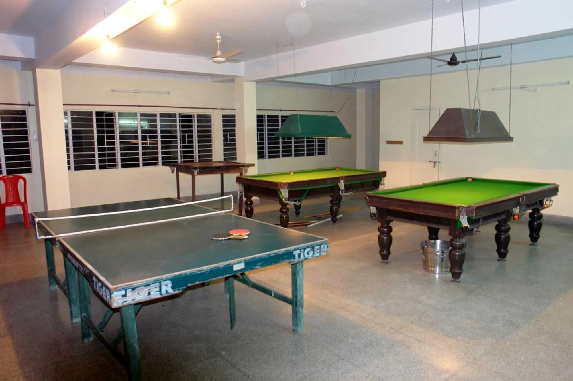 Squash in The Cindrella Hotel