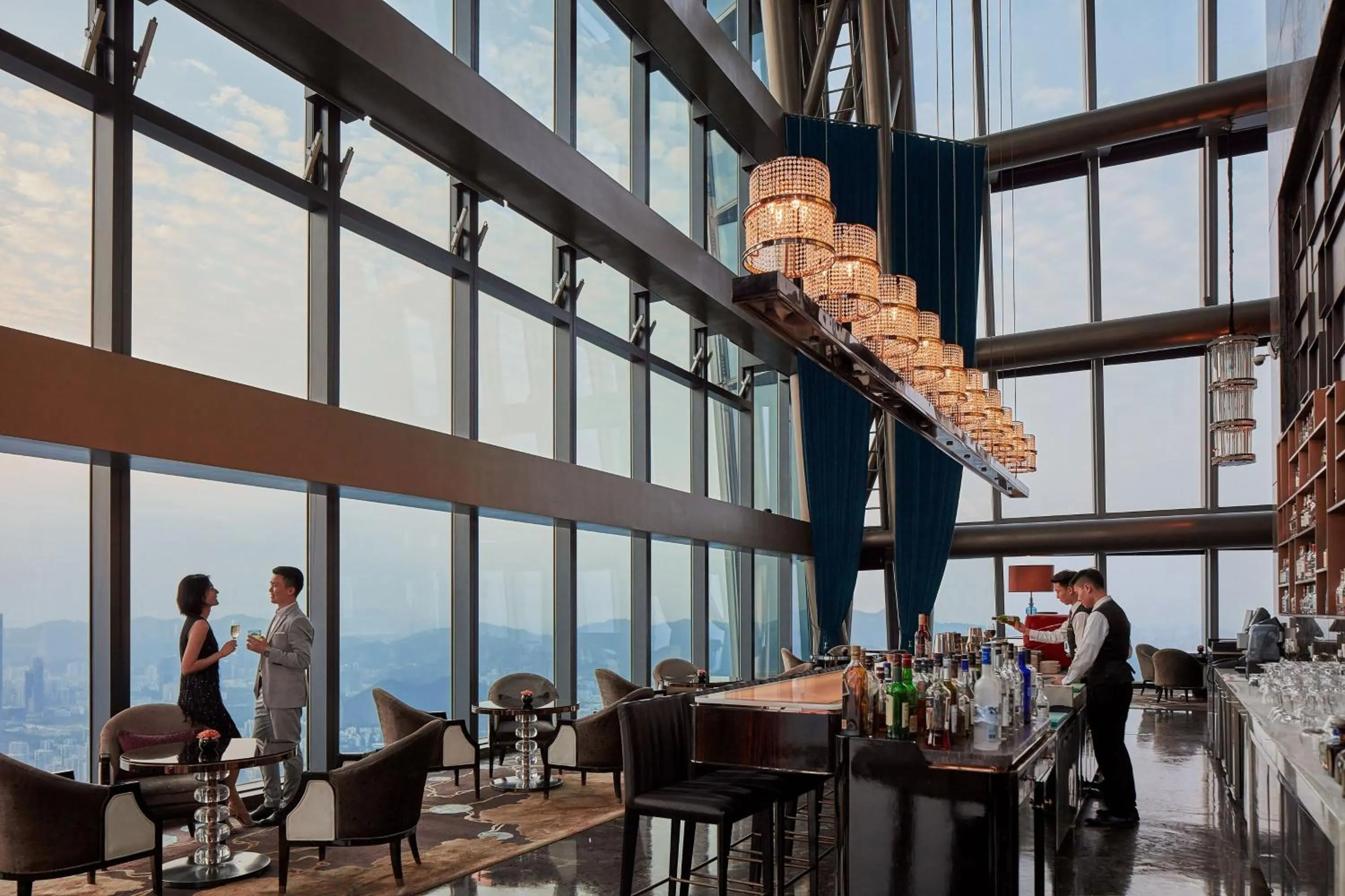 Lounge or bar in The St. Regis Shenzhen