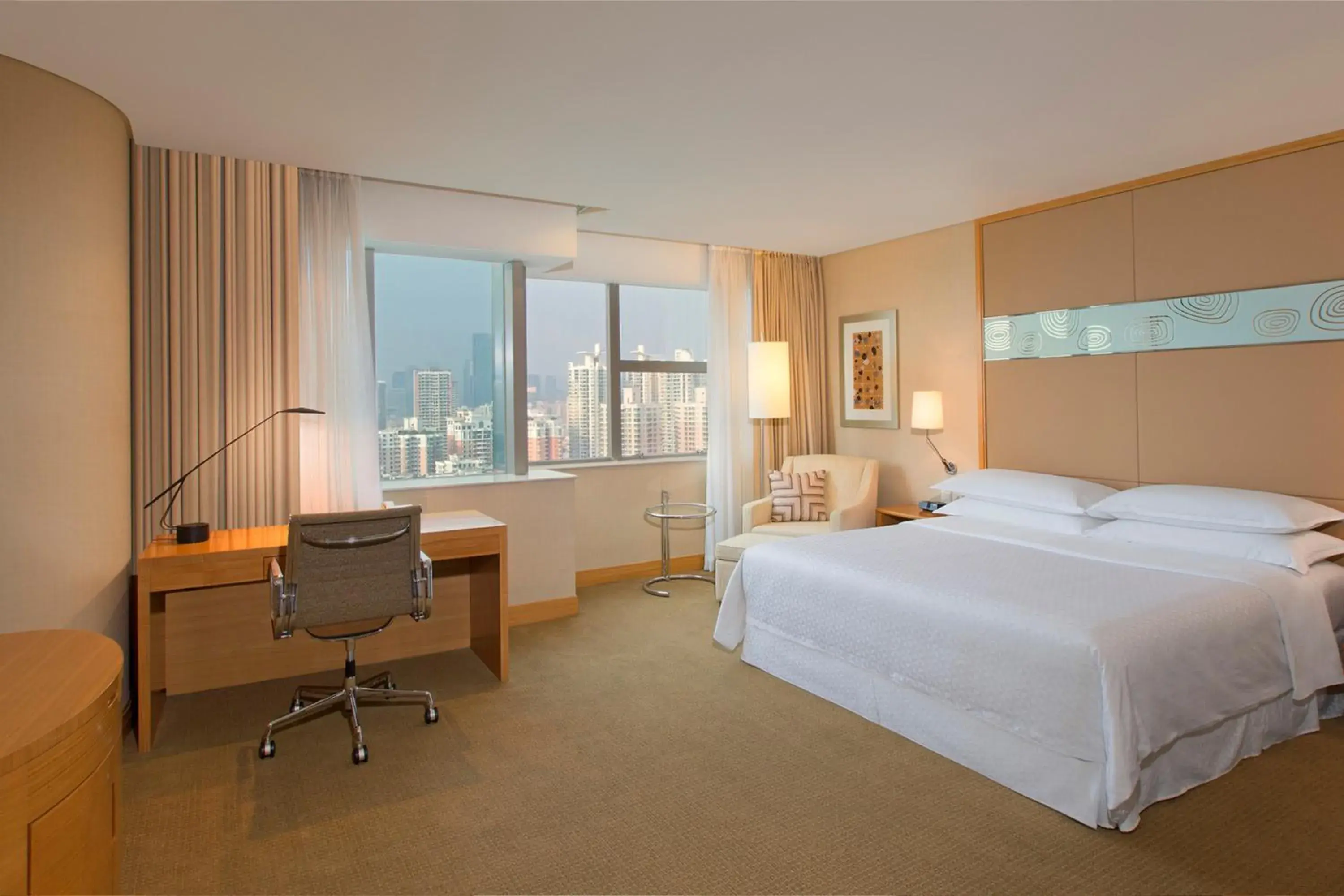 Executive Room, Executive level, Guest room, 1 King in Four Points by Sheraton Shenzhen Executive Room, Executive level, Guest room, 1 King in Four Points by Sheraton Shenzhen