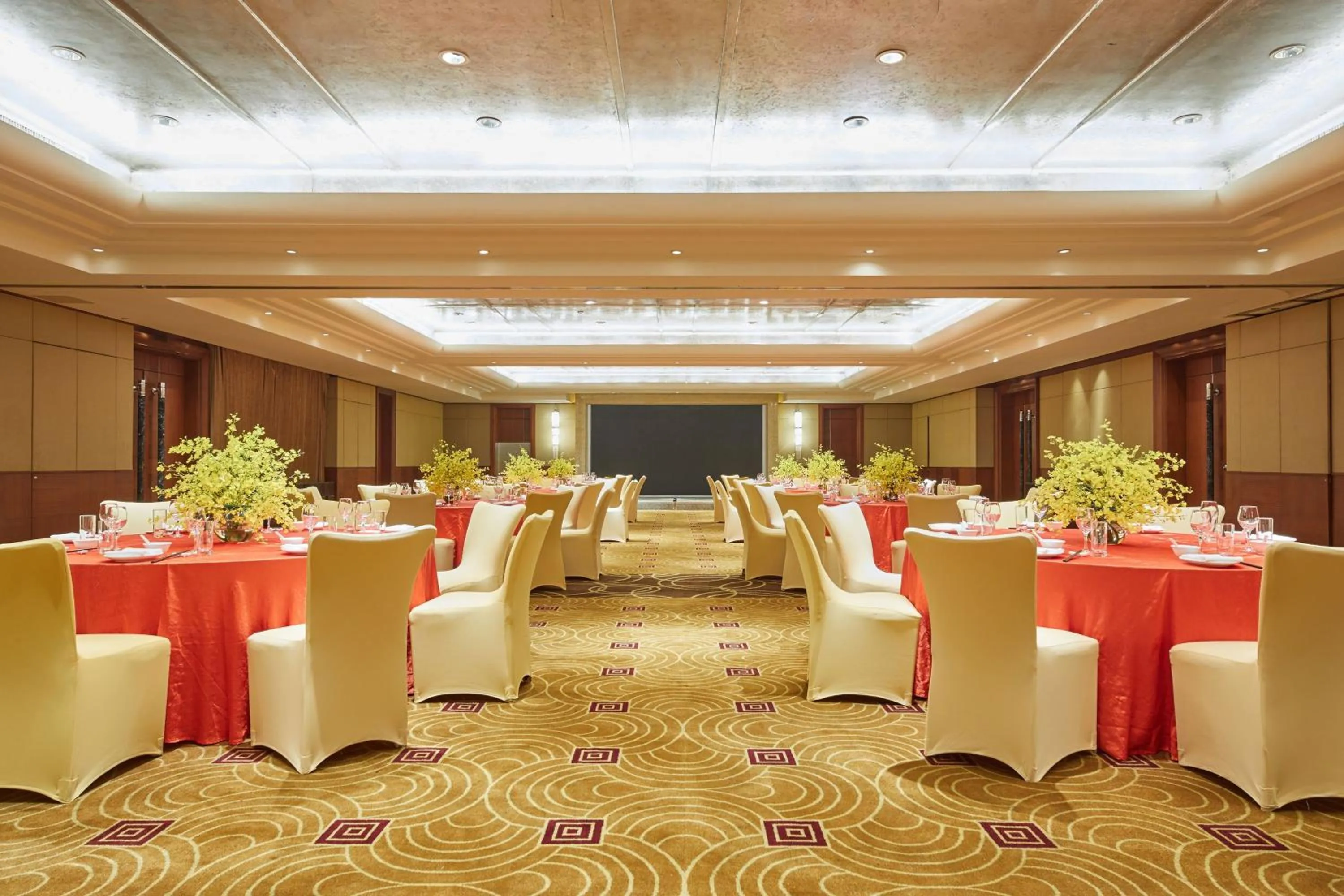 Meeting/conference room in Four Points by Sheraton Shenzhen