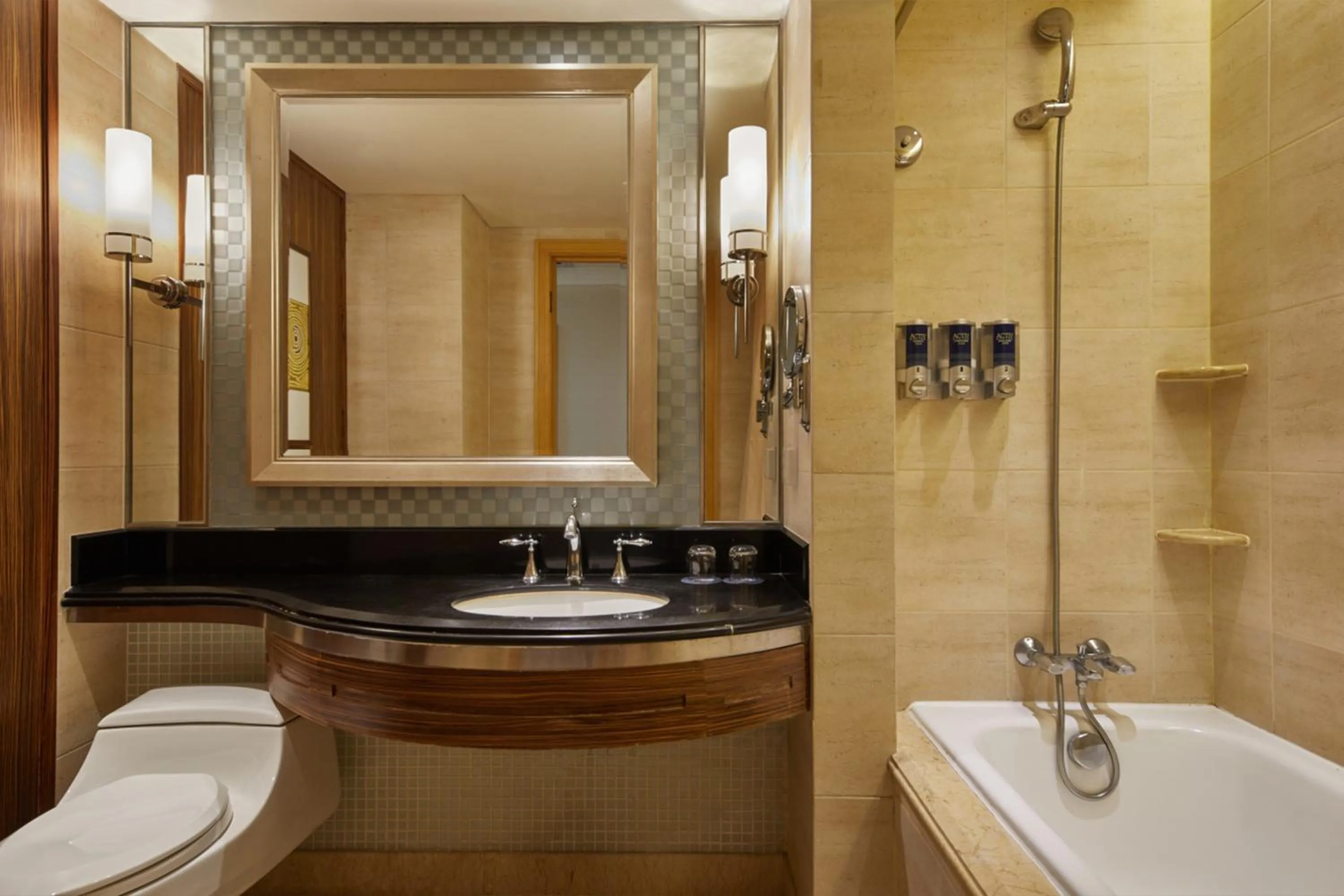 Toilet in Four Points by Sheraton Shenzhen