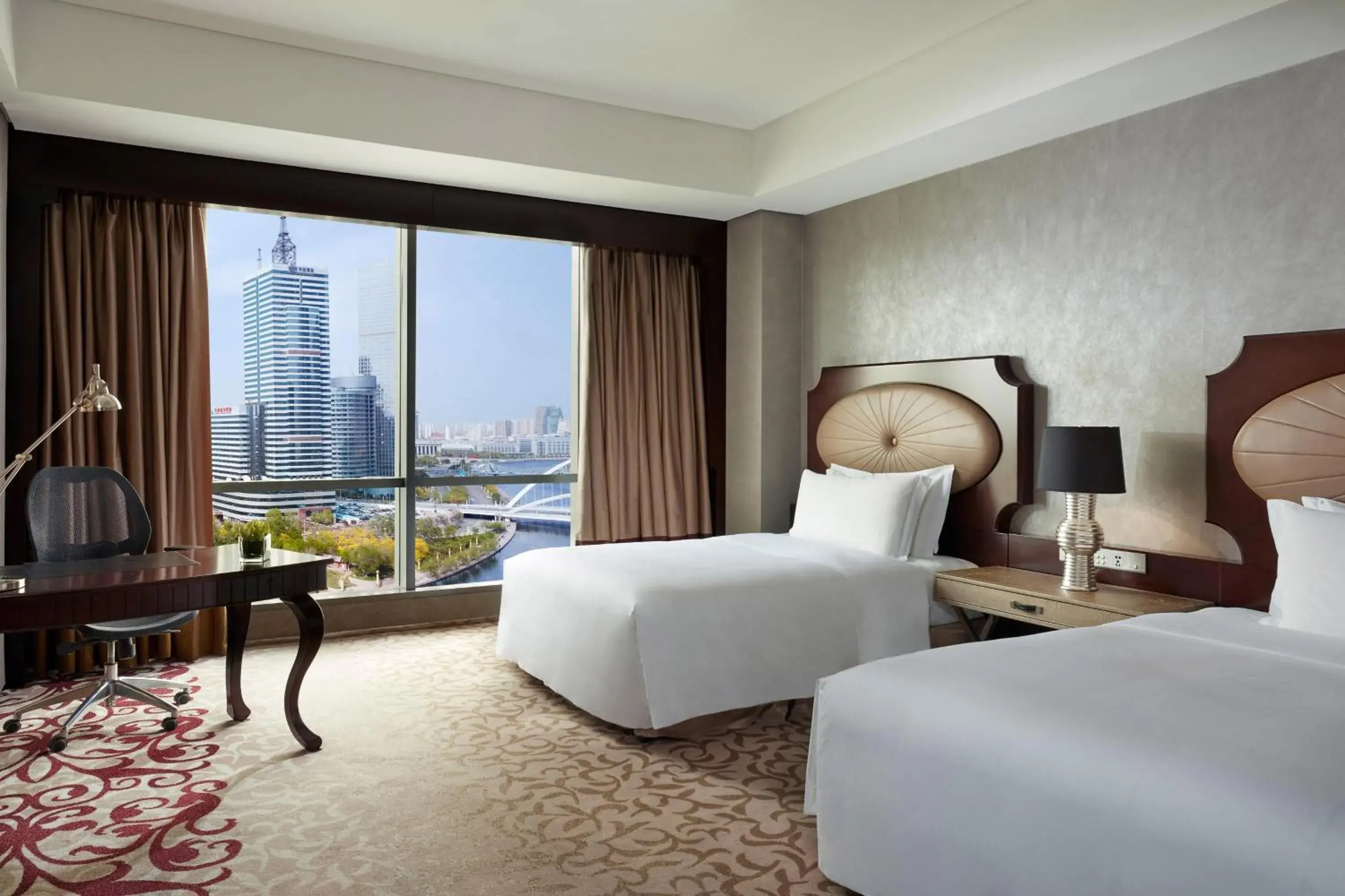 Deluxe Twin Room with River View in The St. Regis Tianjin Deluxe Twin Room with River View in The St. Regis Tianjin
