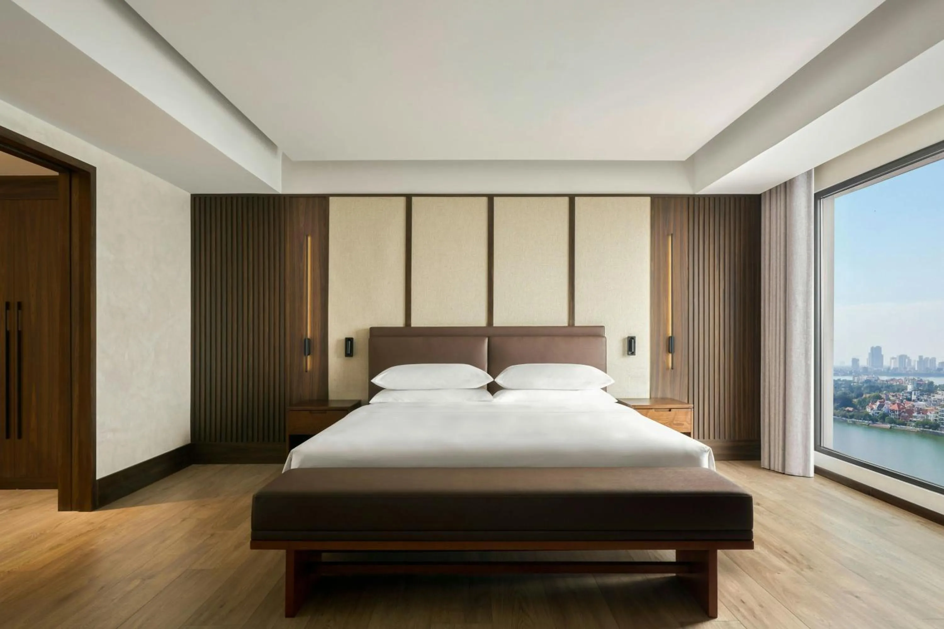 Living room, Bed in Sheraton Hanoi Hotel