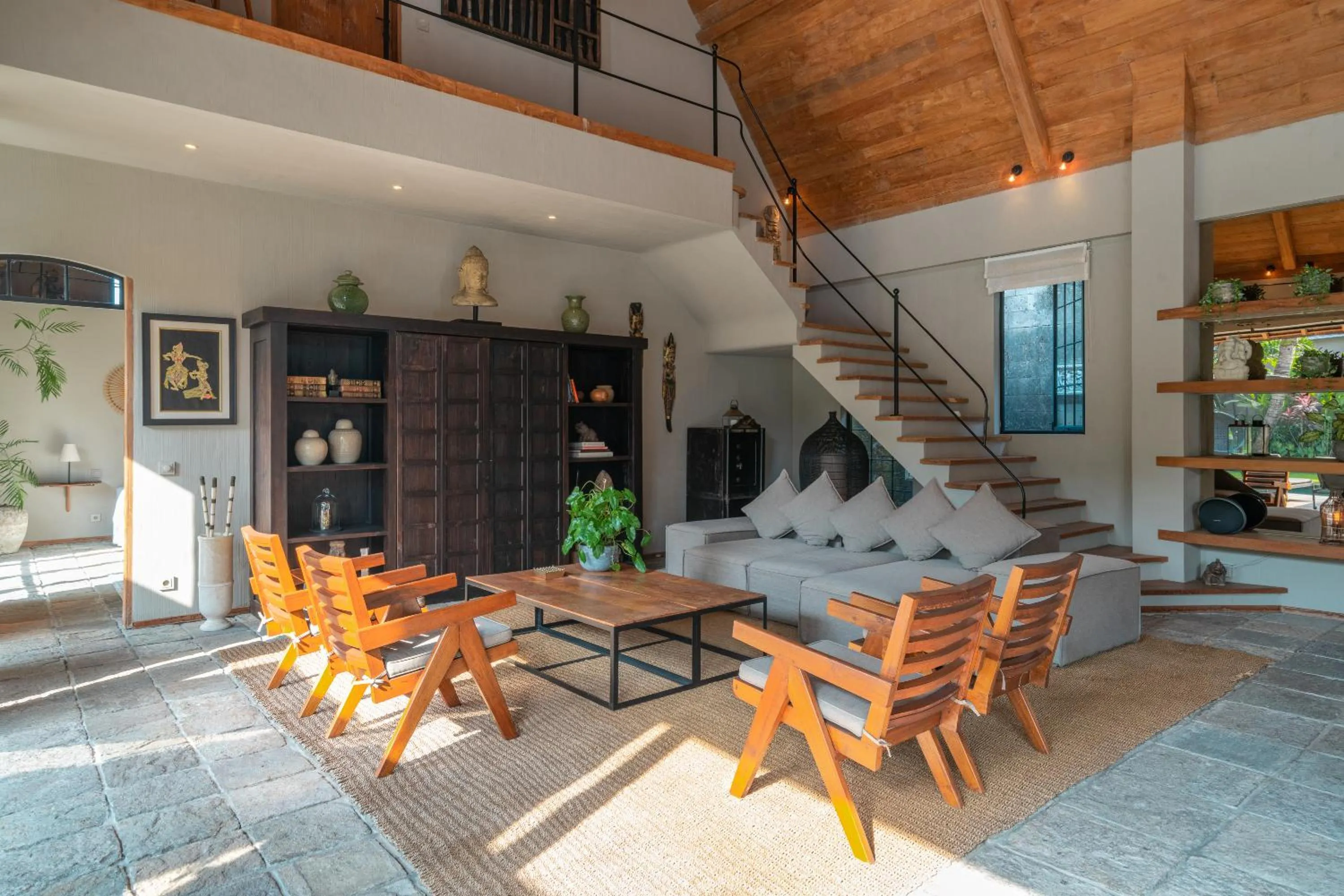 Villa Taijasa - Luxury 5BR Villa with 20m Pool