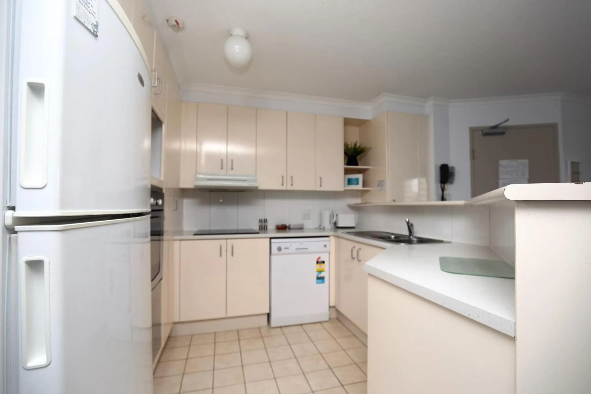 Kitchen or kitchenette in Markham Court