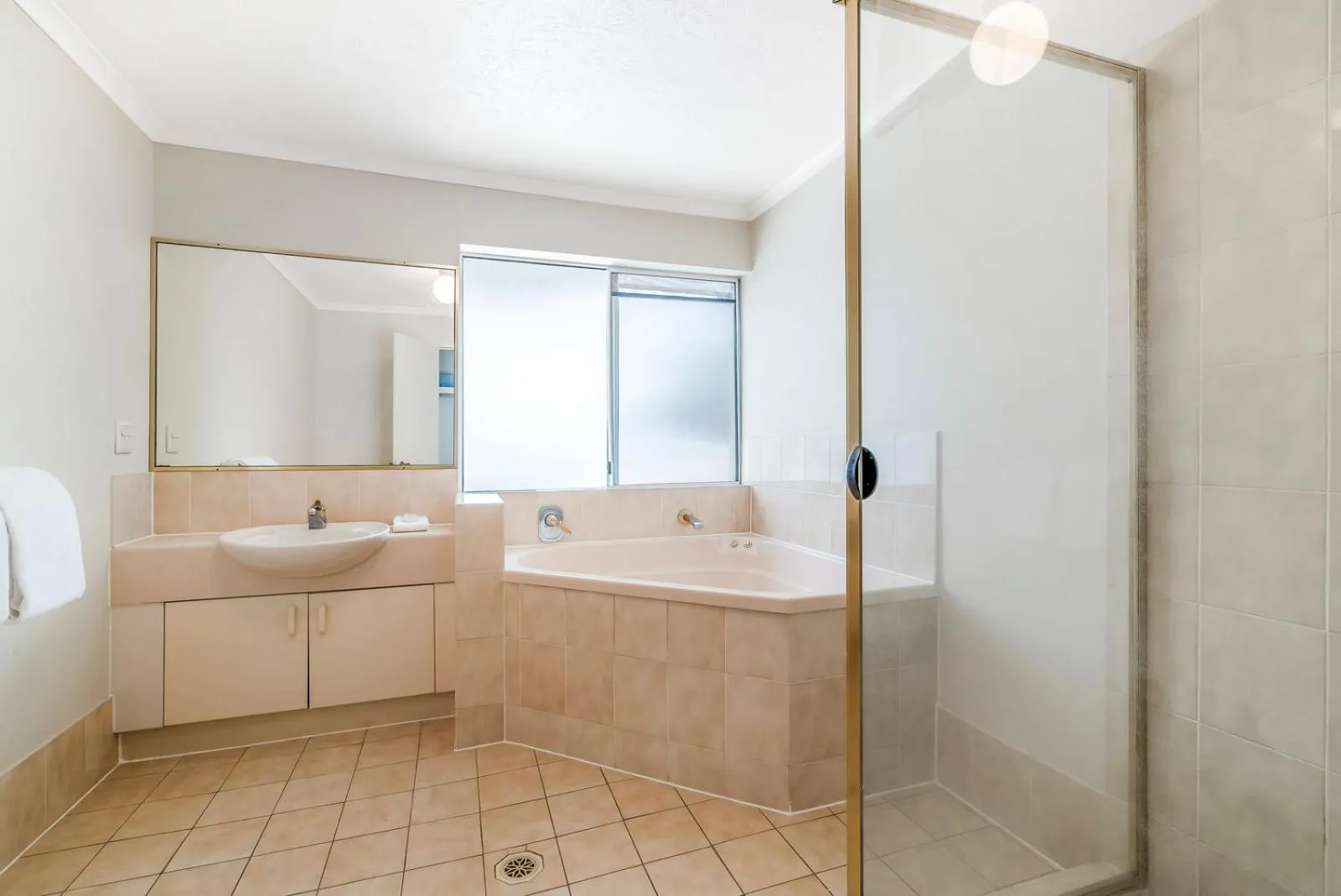 Bathroom in Markham Court