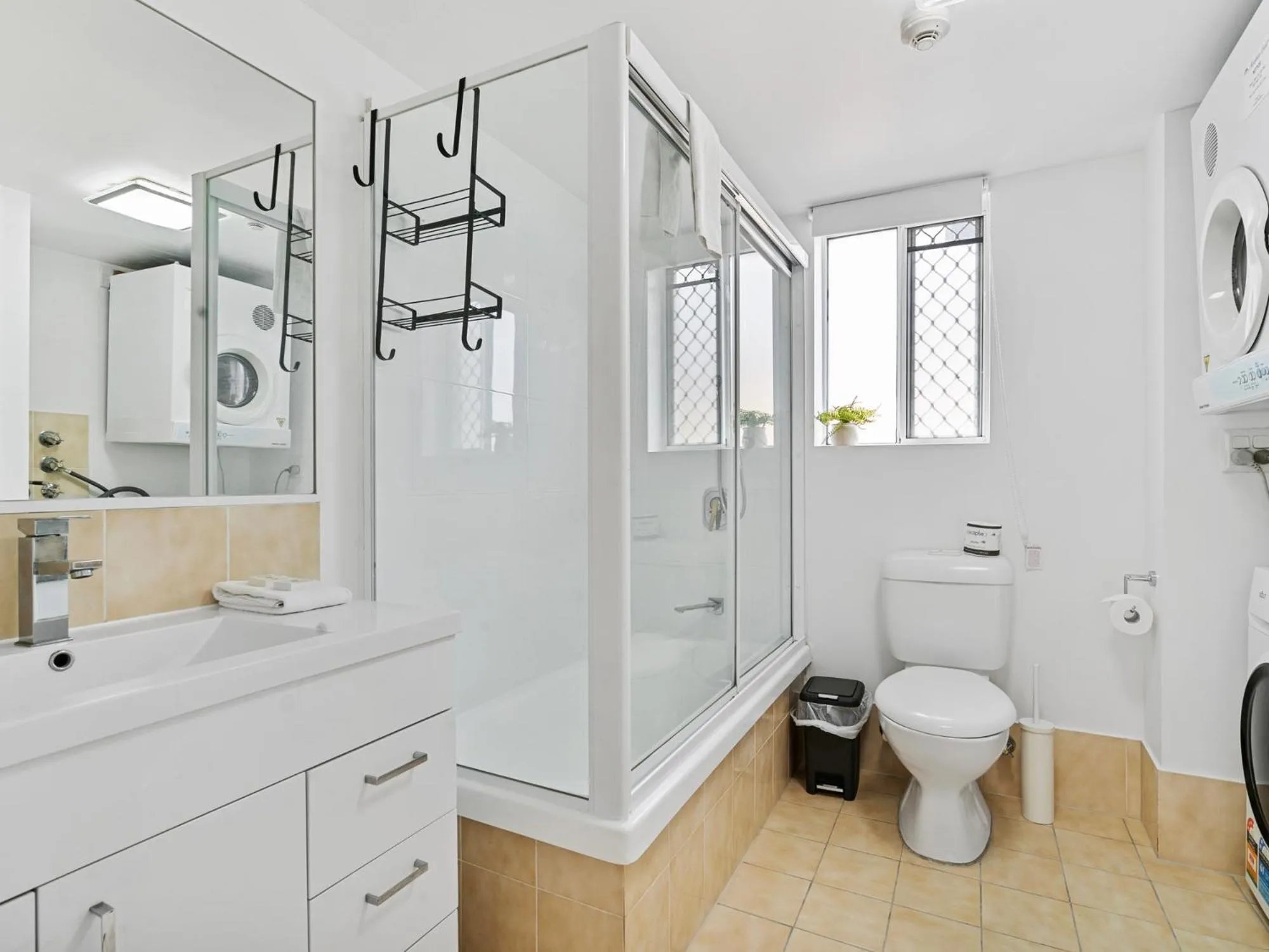 Bathroom in Markham Court