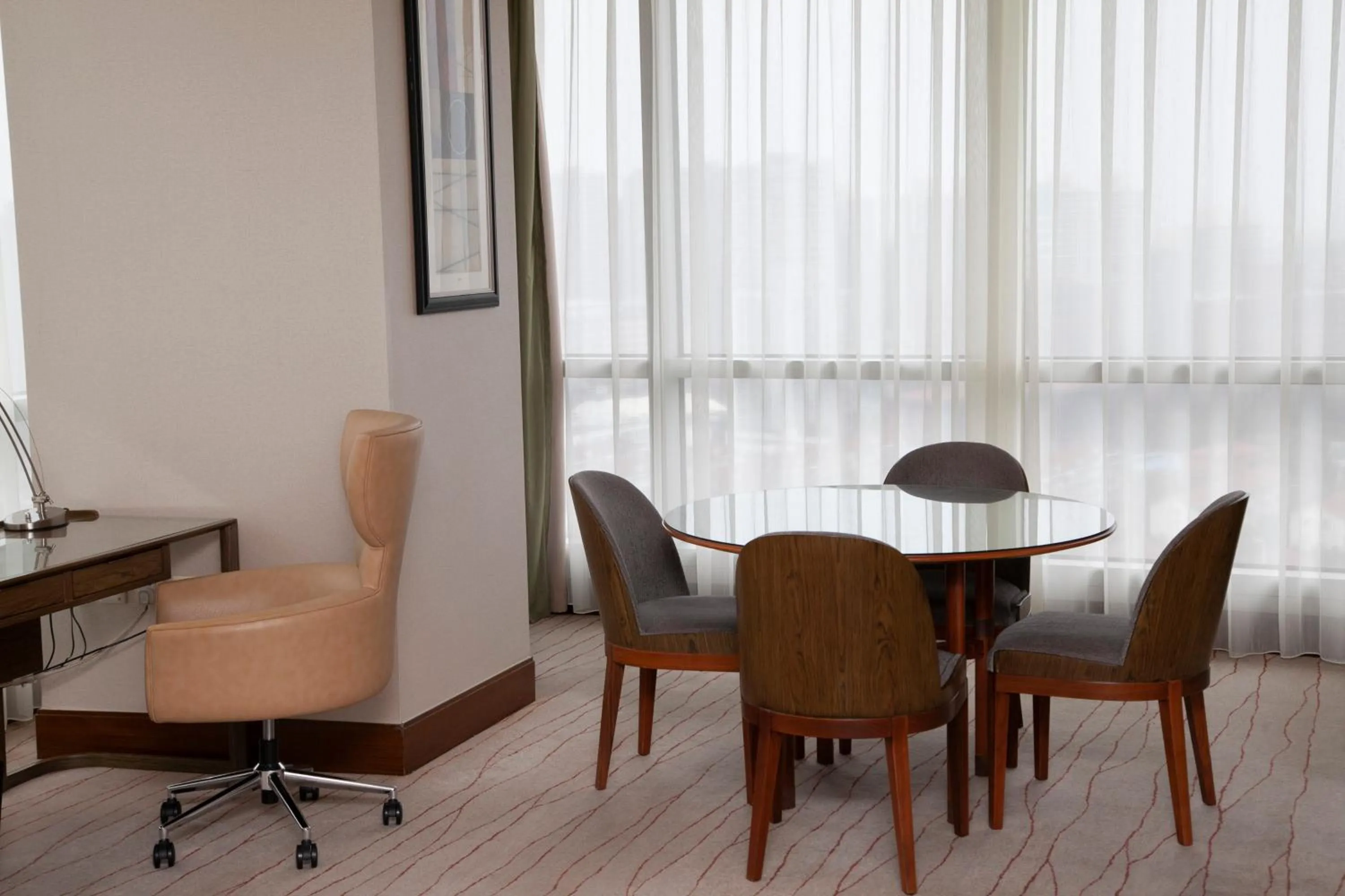 Property building in Four Points by Sheraton Shanghai, Daning