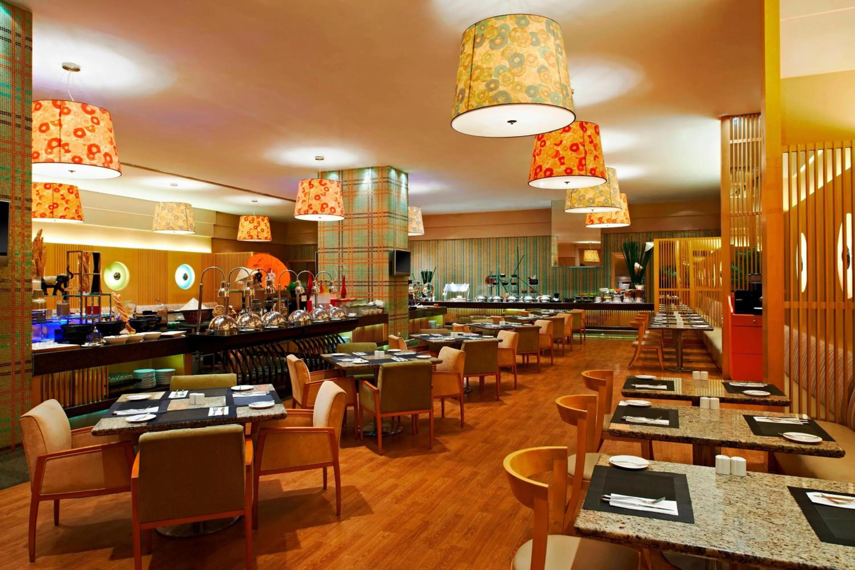 Restaurant/places to eat in Four Points by Sheraton Shanghai, Daning